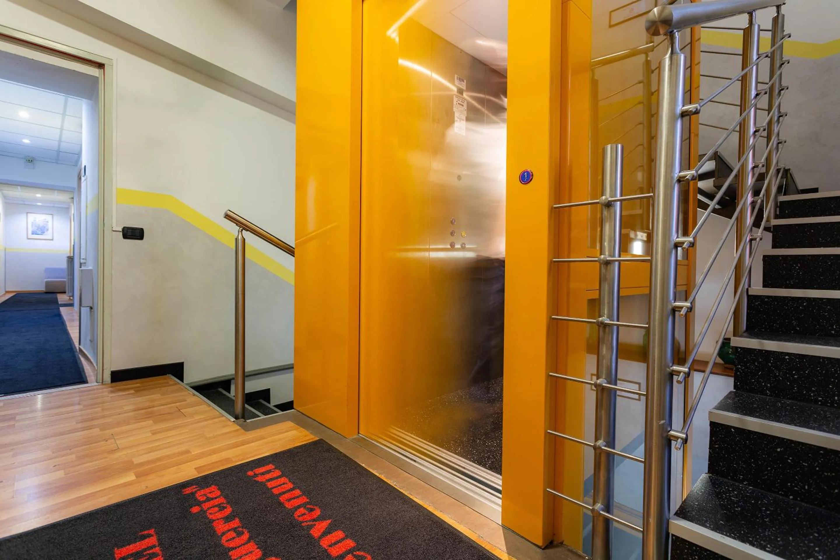 elevator in Hotel La Quercia