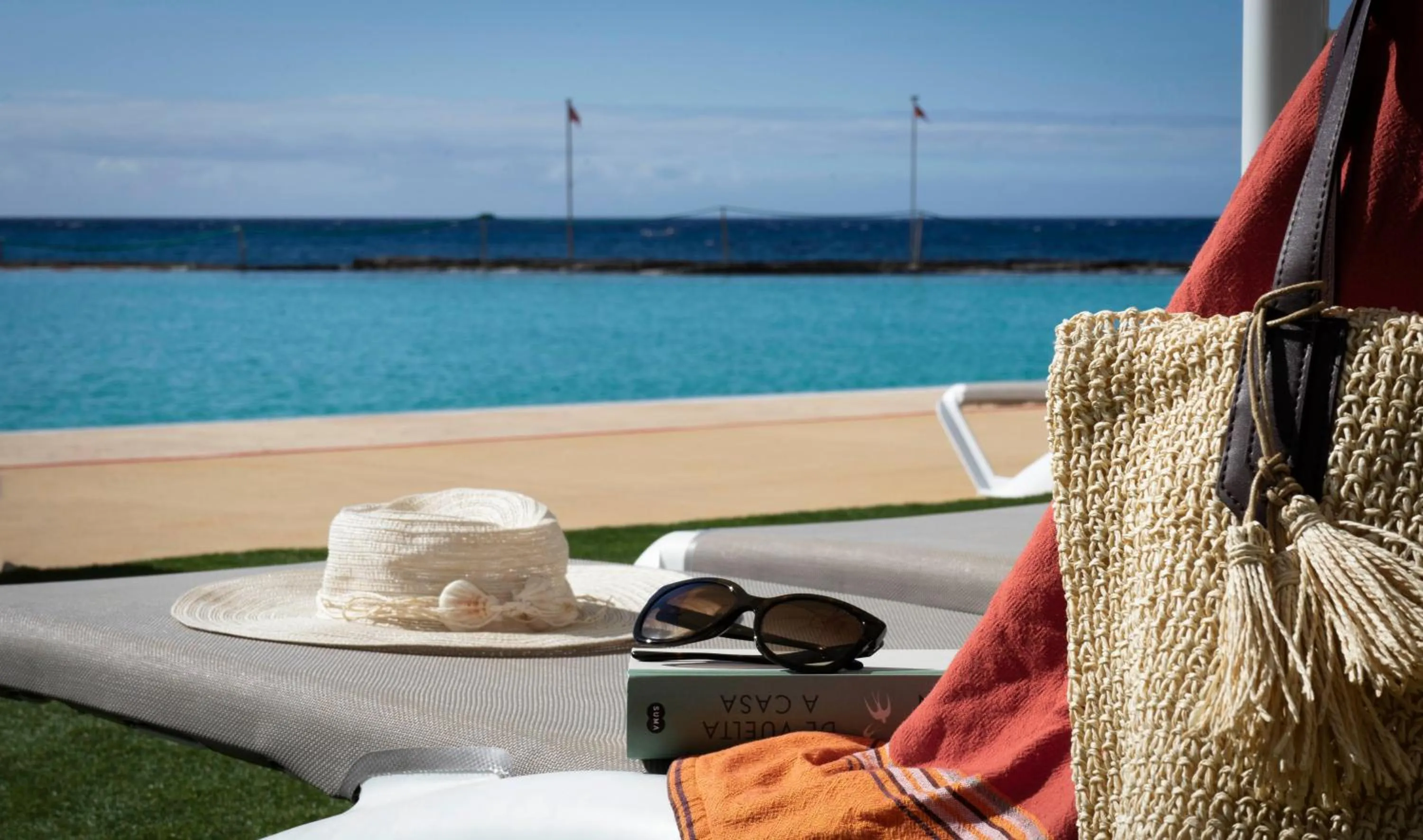 Swimming pool in Ona Alborada