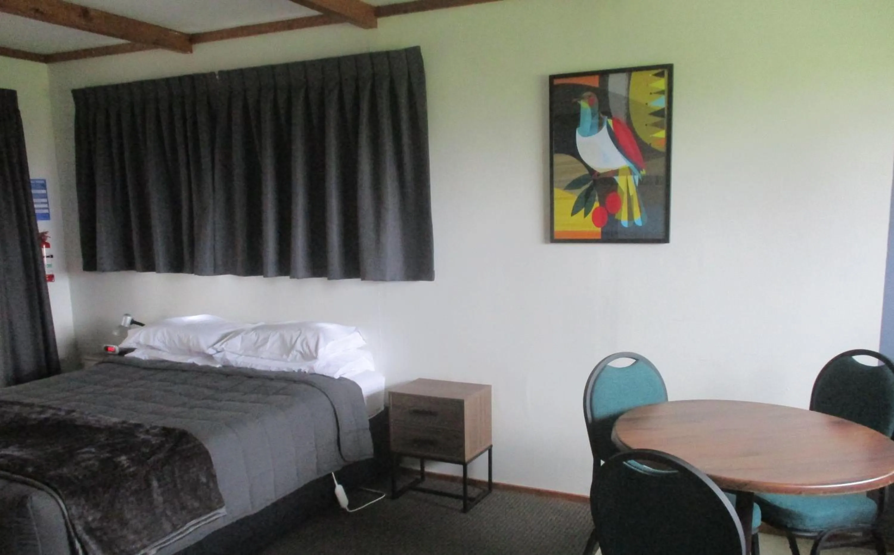 Bed in Mountain Heights Lodge