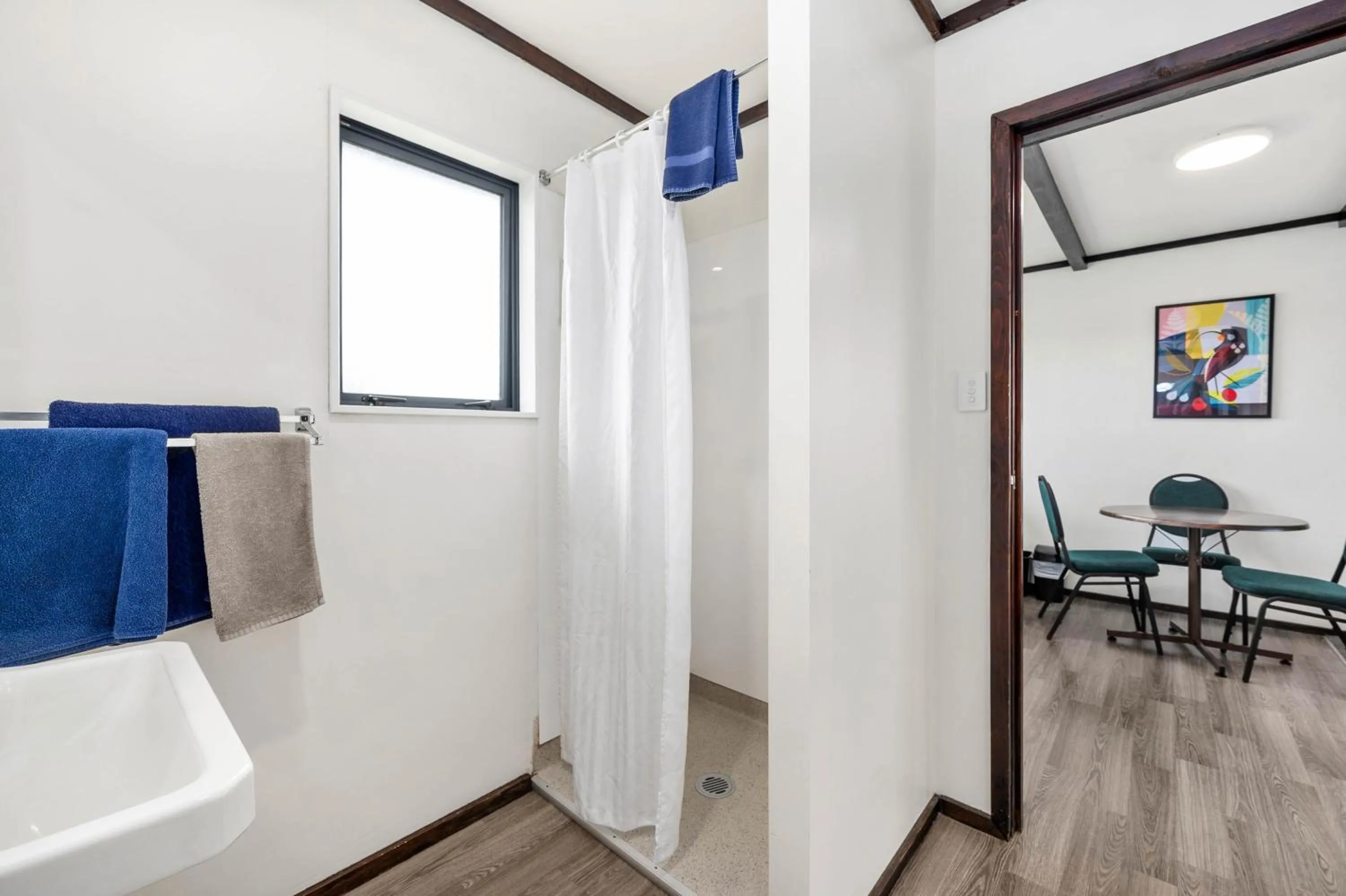 Shower in Mountain Heights Lodge