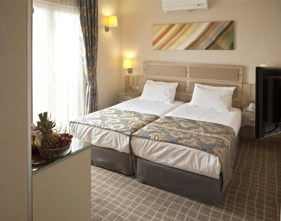 Bed in Hotel Vikrant