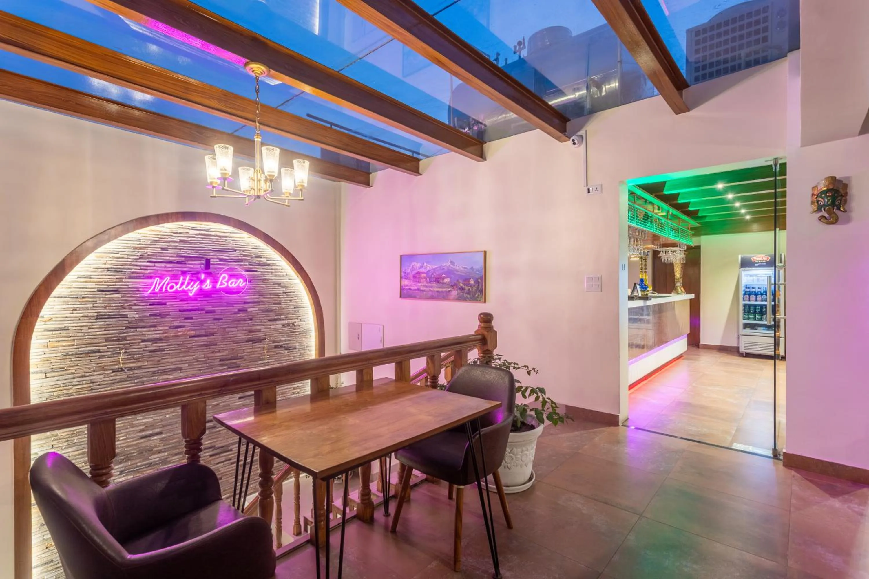 Lounge or bar in Timber House by Tara Group