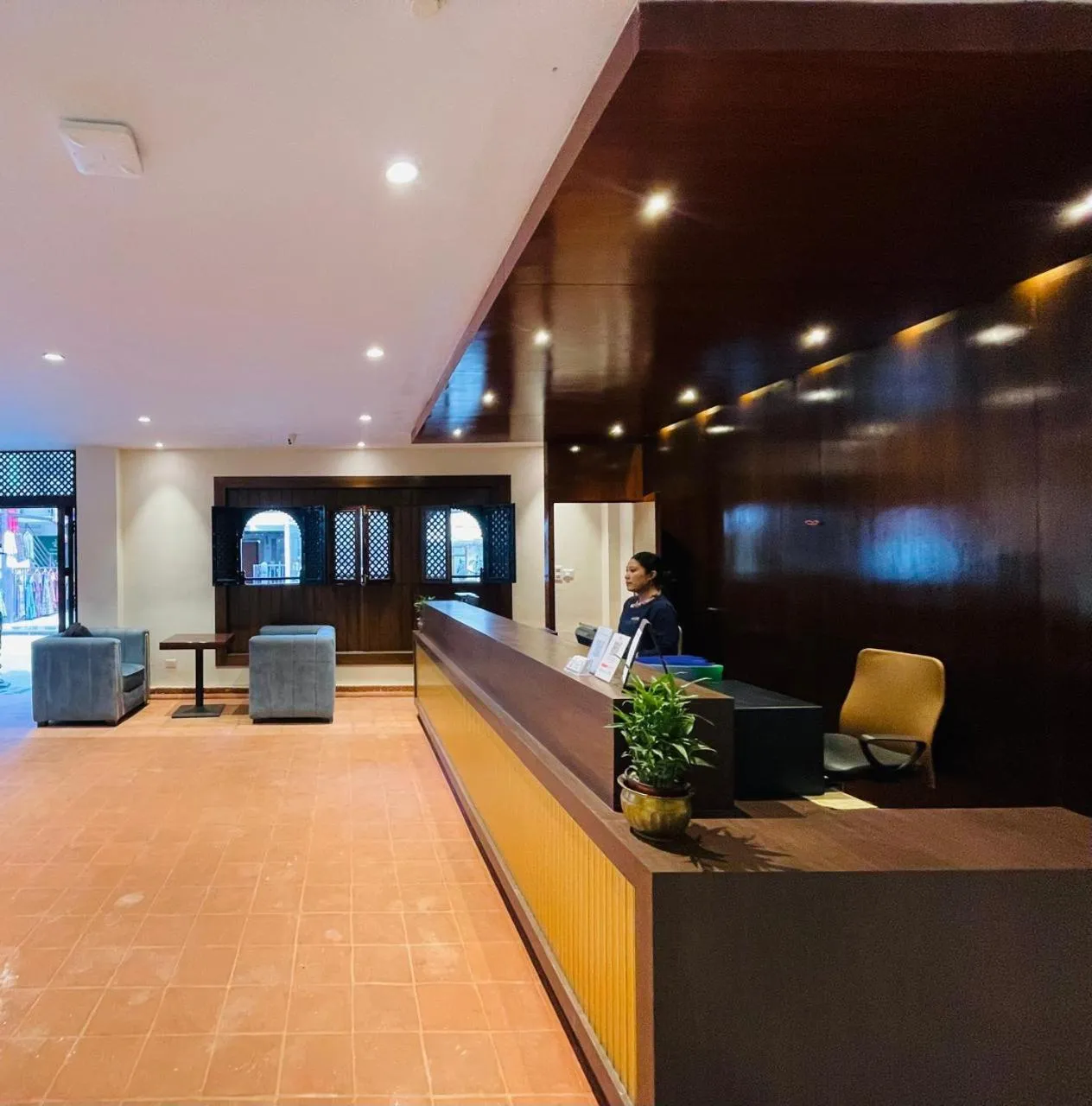 Lobby or reception in Timber House by Tara Group