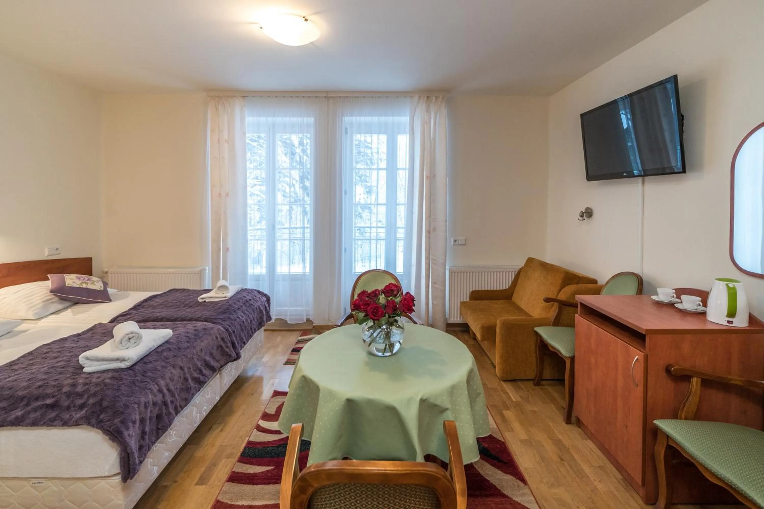 Bed in Astoria - Willa Literatów