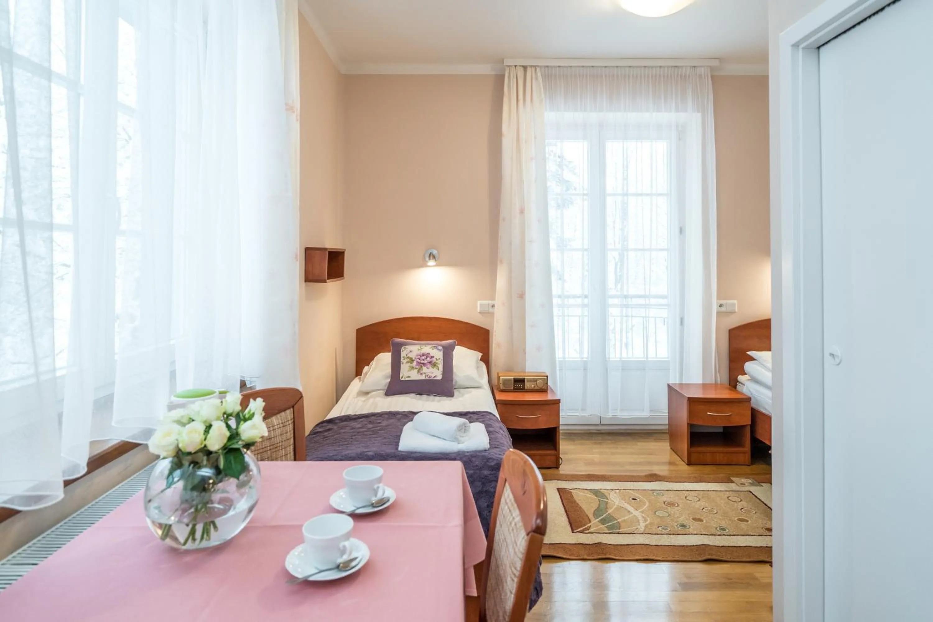 Bed in Astoria - Willa Literatów