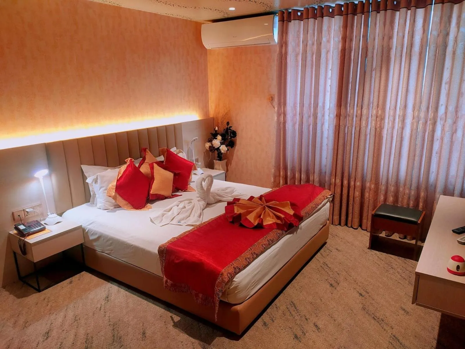 Property building in Tiger Garden Int Hotel