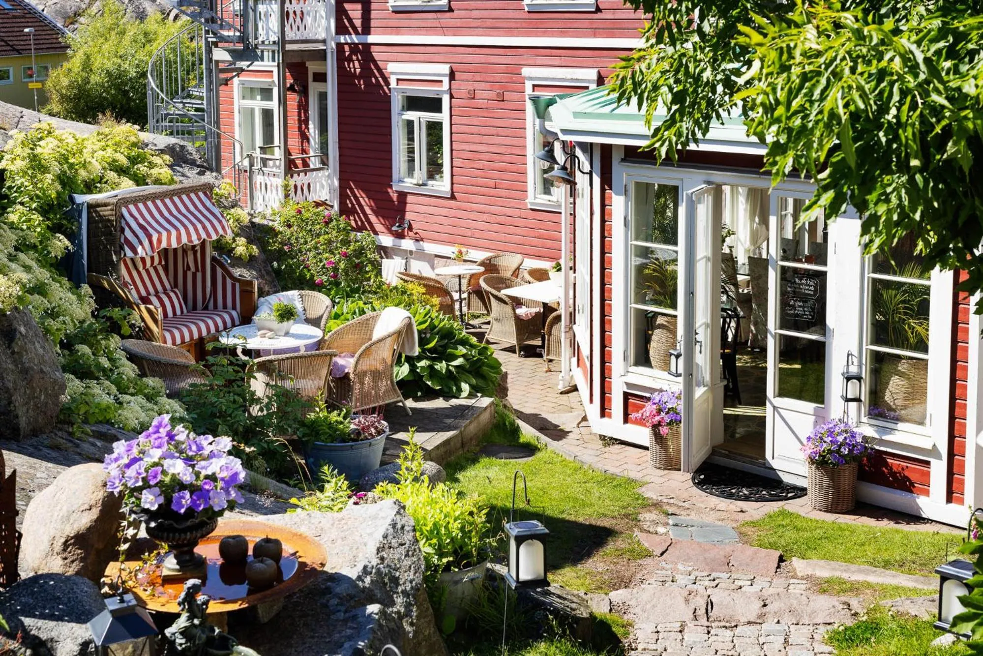 Garden in Strandflickornas Havshotell Lysekil