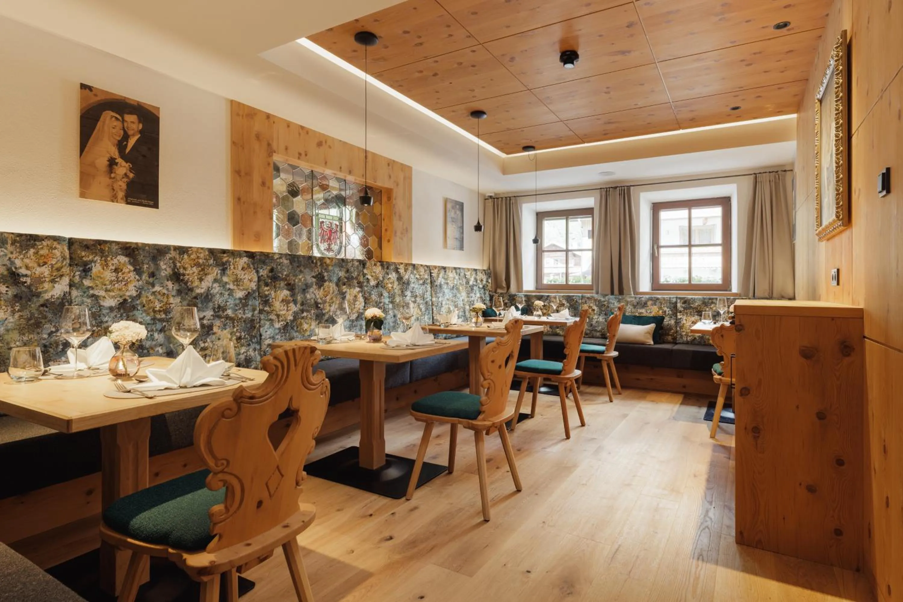 Restaurant/places to eat in PACHMAIR 1453 apart resort