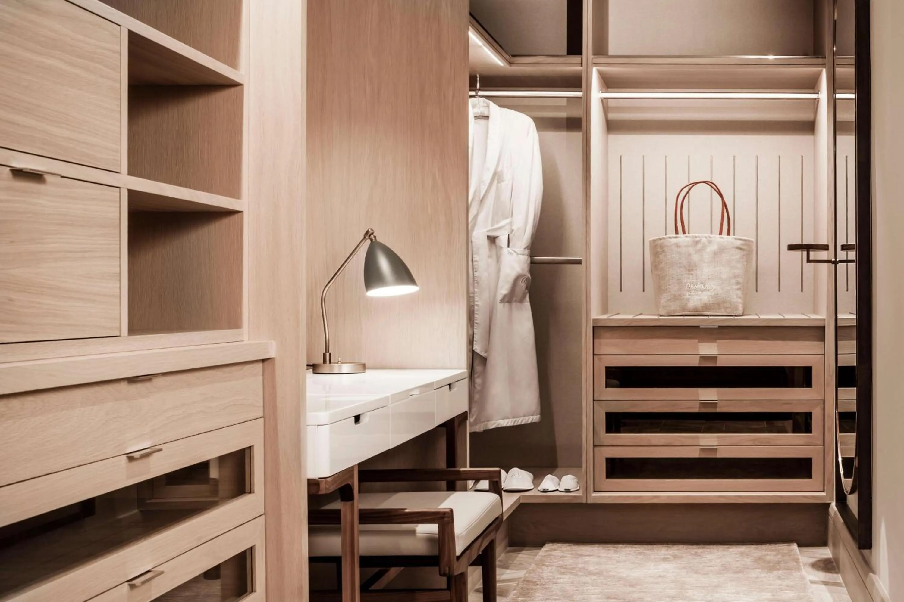 Bedroom, Bed in One&Only Le Saint Géran, Mauritius