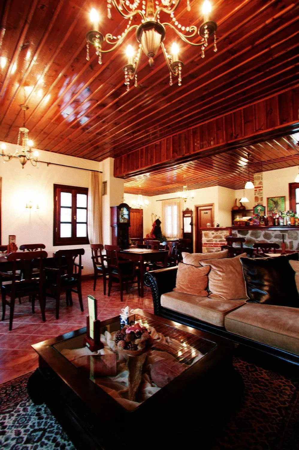Lounge or bar in Villa Kastanodasos