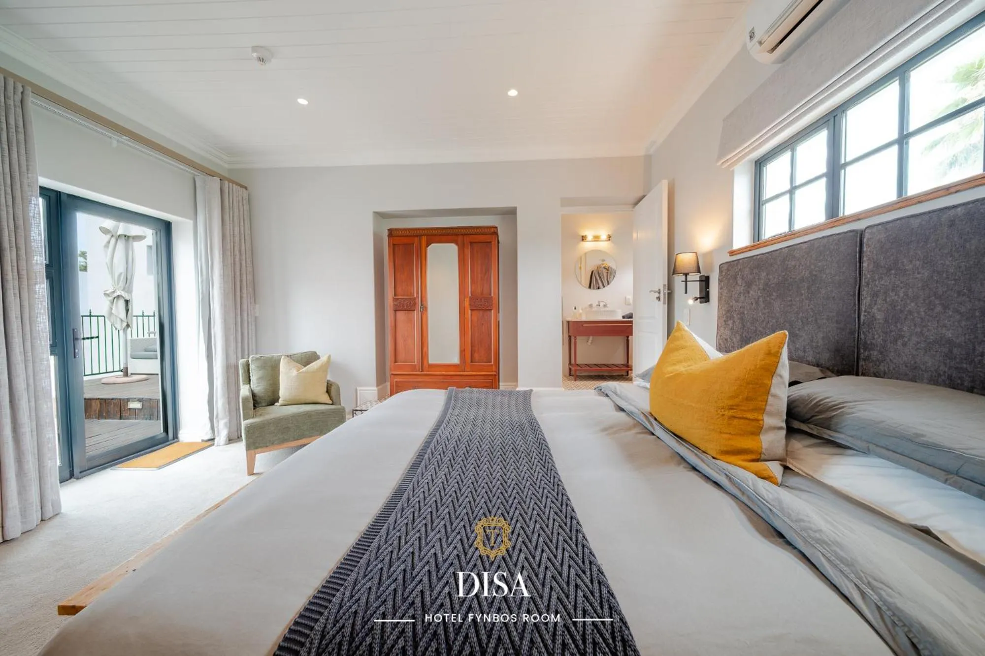 Bed in Tulbagh Boutique Heritage Hotel