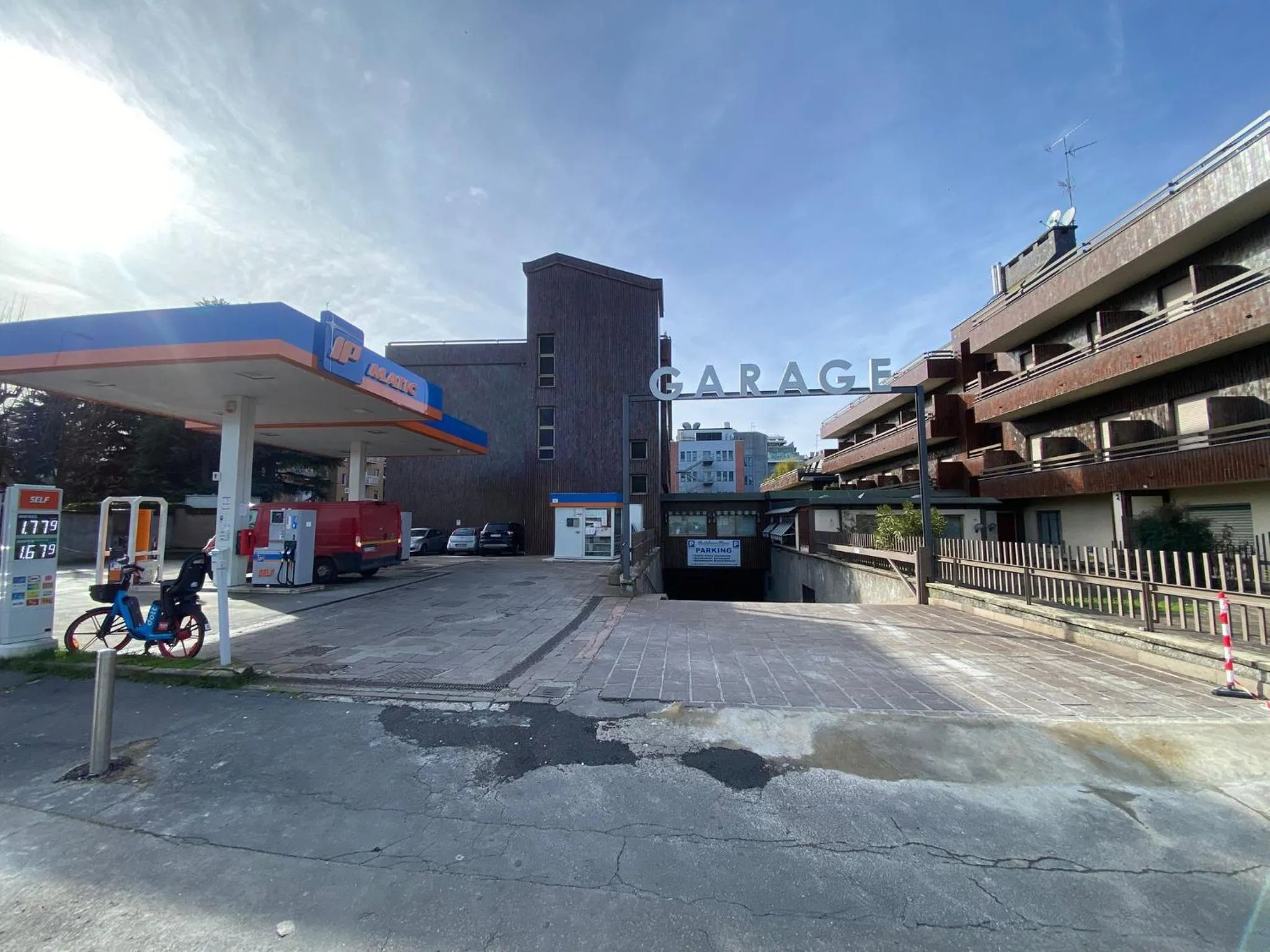 Parking in Plus Welcome Milano