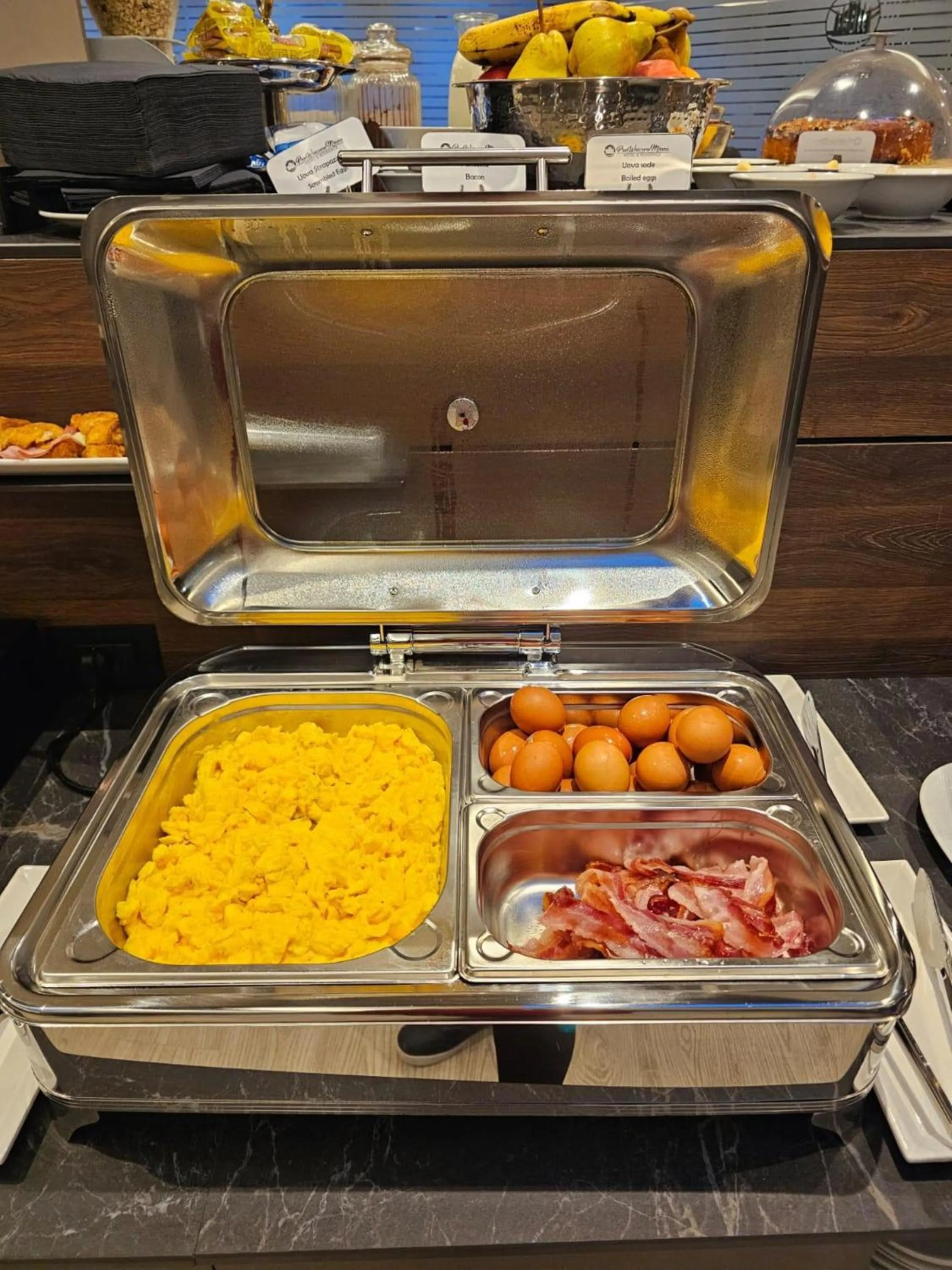 Food close-up in Plus Welcome Milano