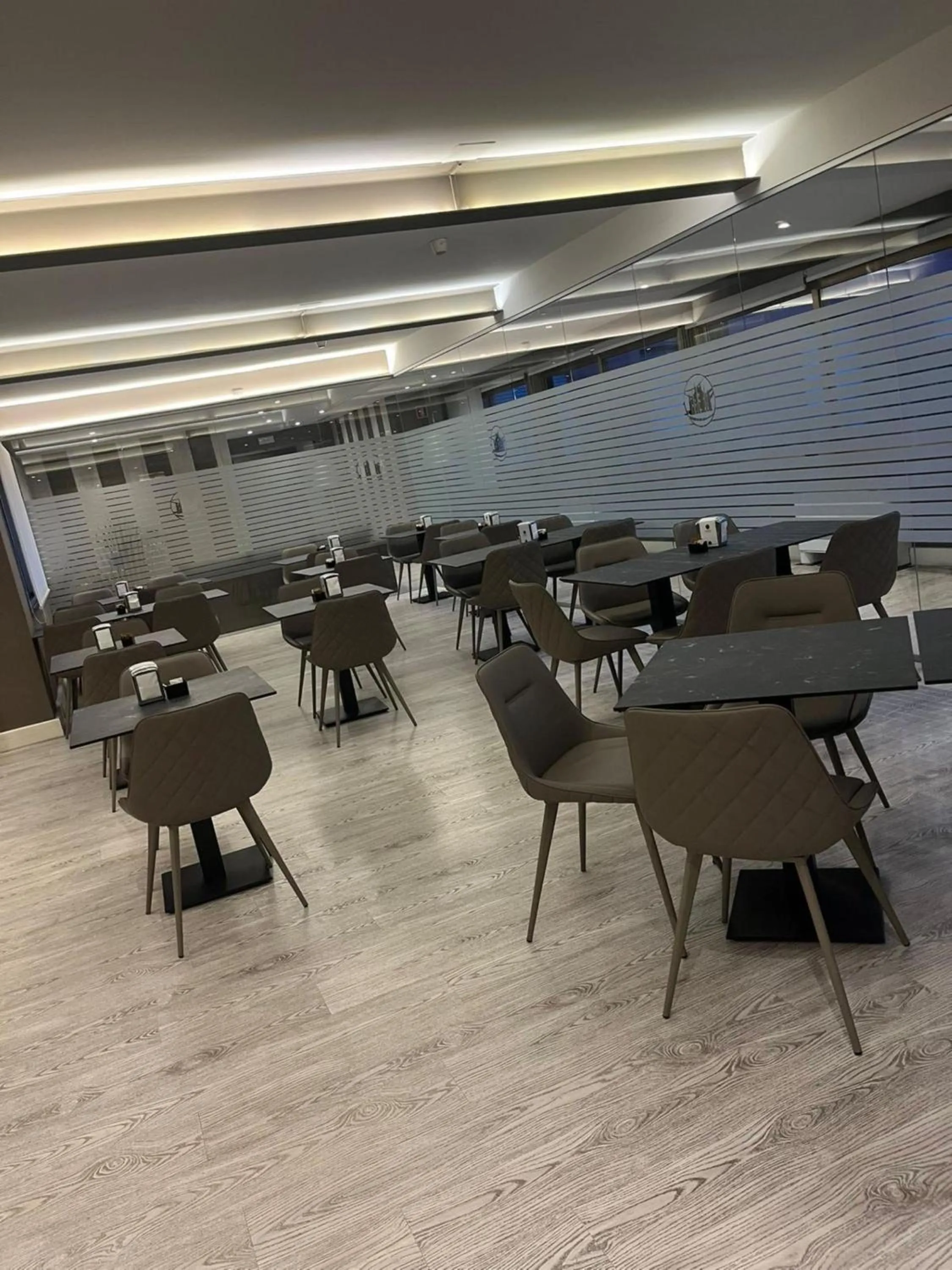 Restaurant/places to eat in Plus Welcome Milano