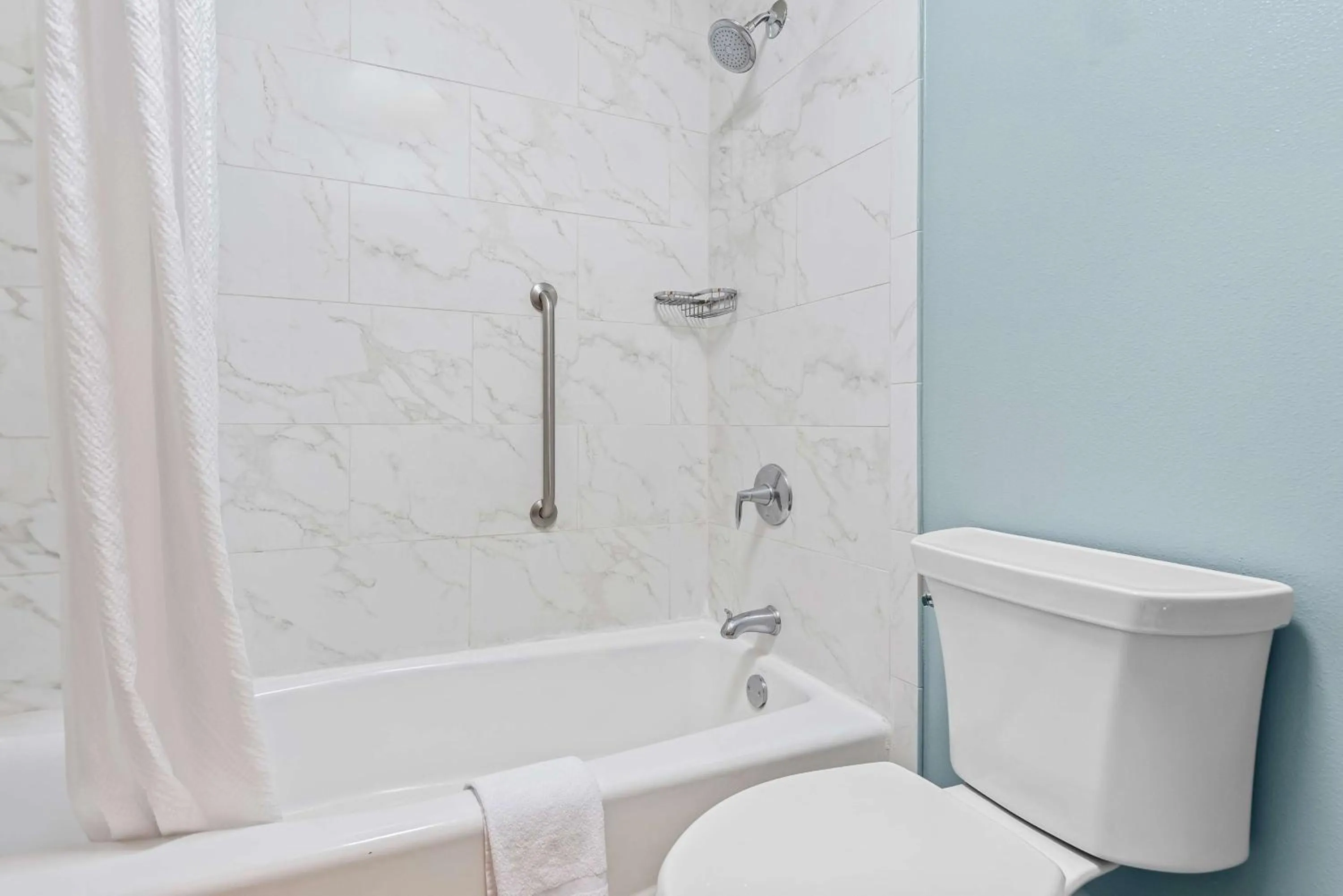 Bathroom in Best Western Seaway Inn