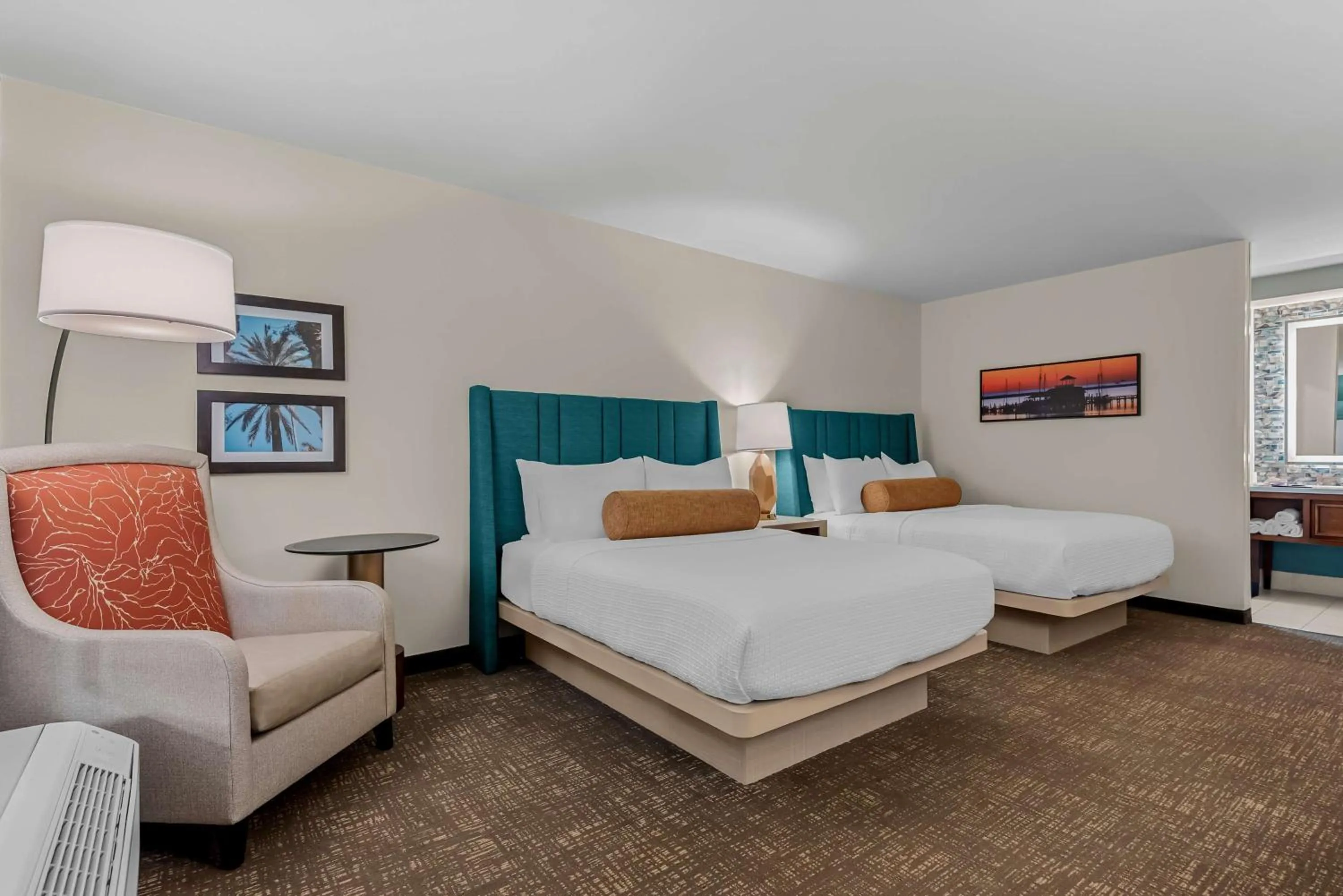 Bedroom, Bed in Best Western Seaway Inn