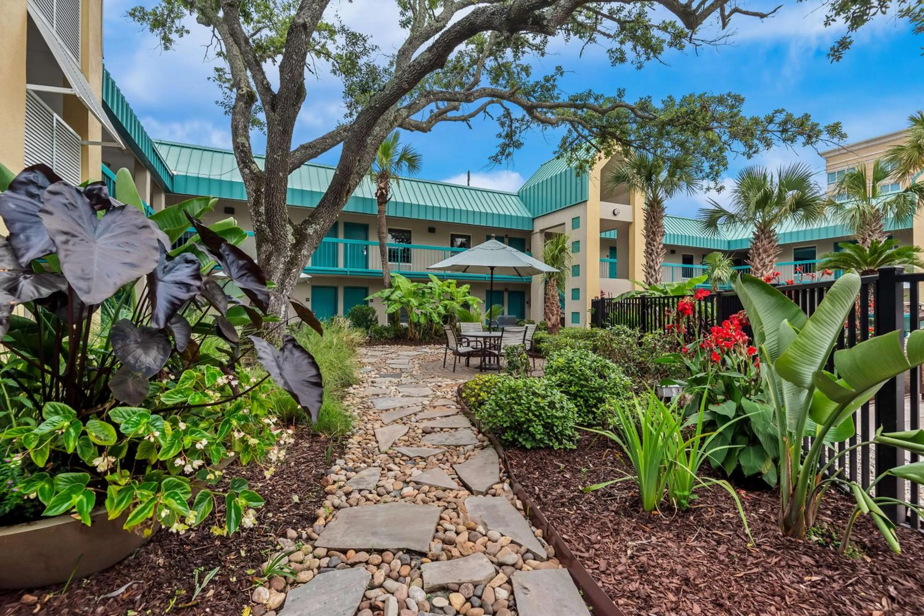 Property building in Best Western Seaway Inn