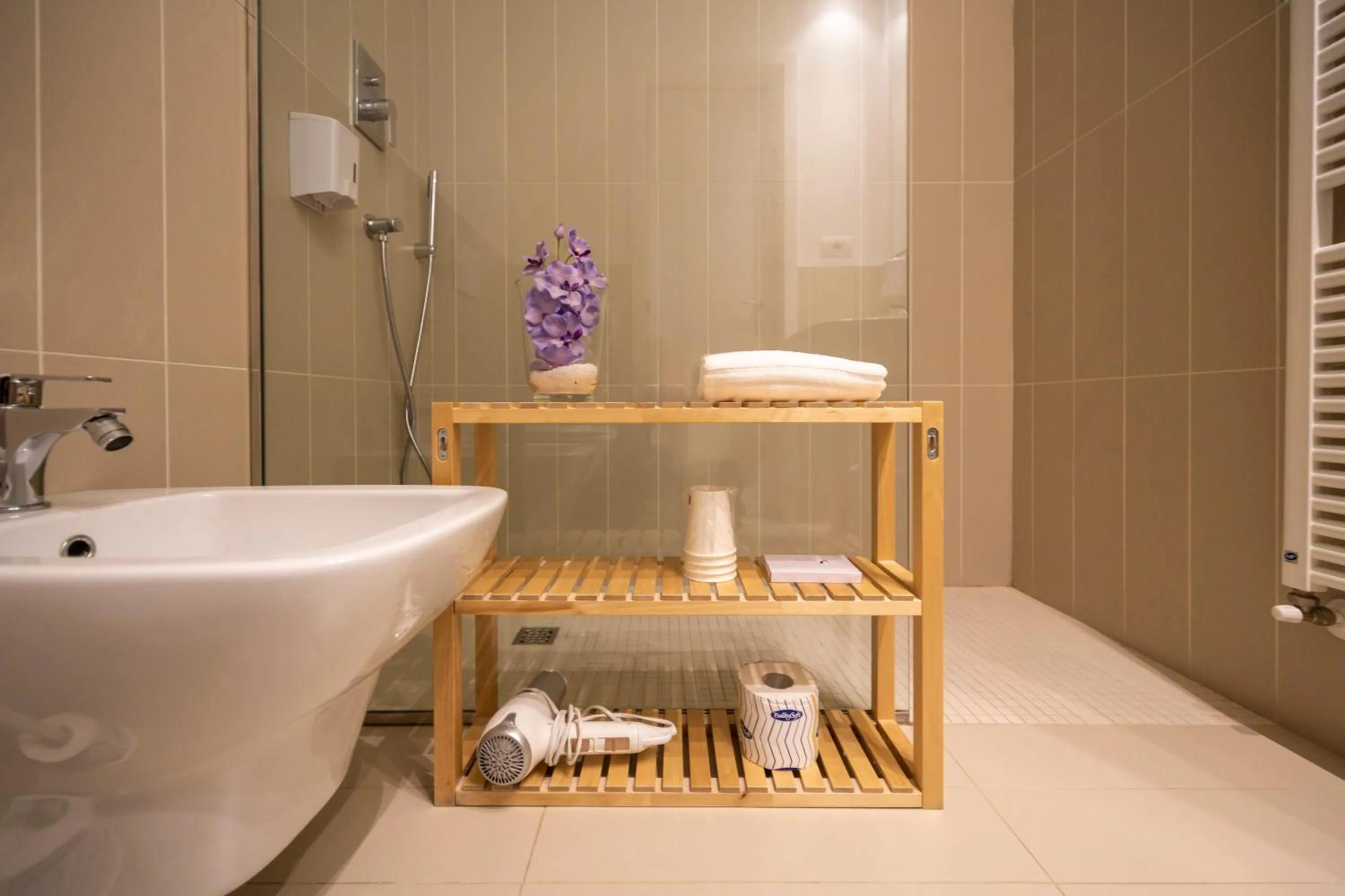 Bathroom in Albergo La Rocca