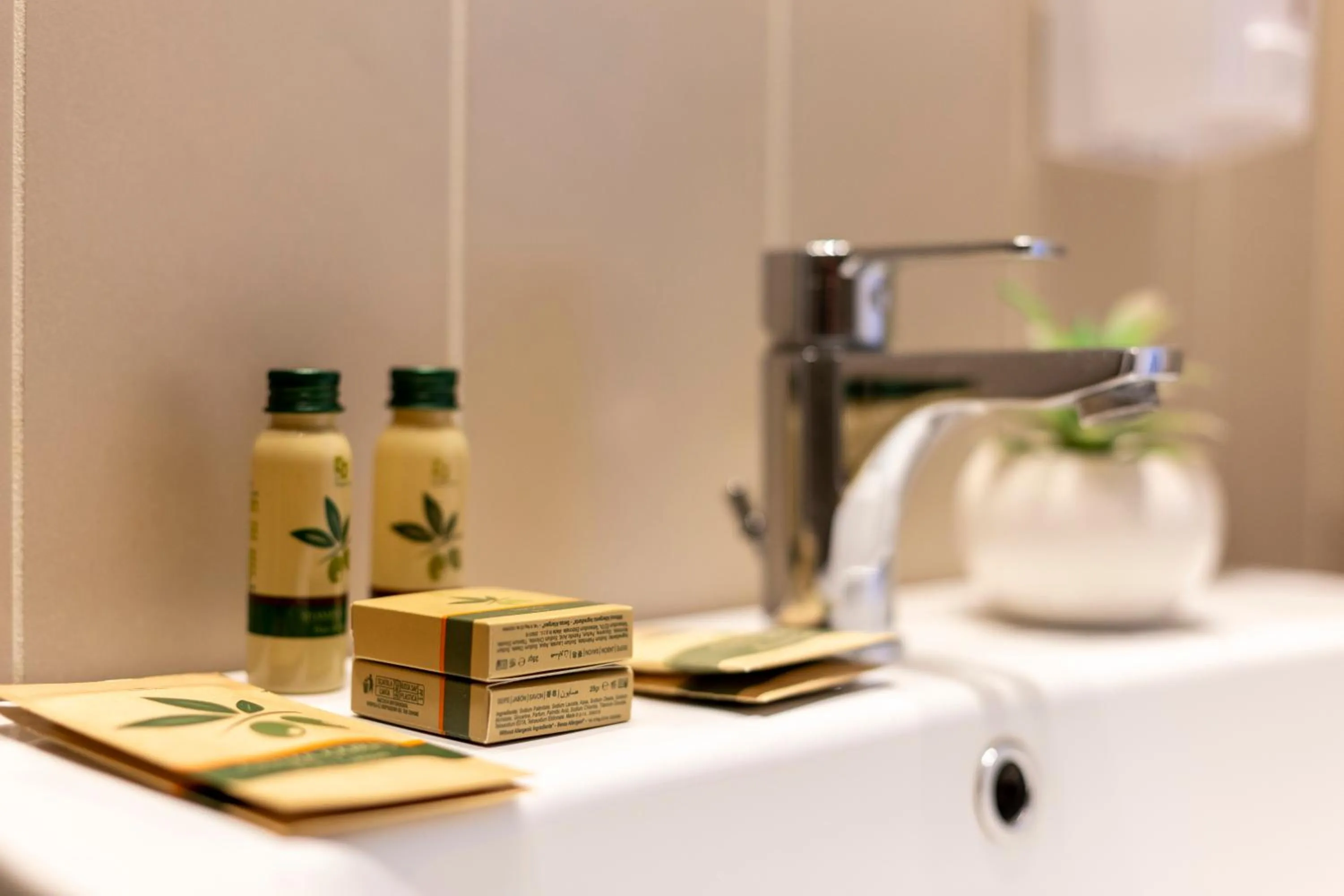 Bathroom in Albergo La Rocca