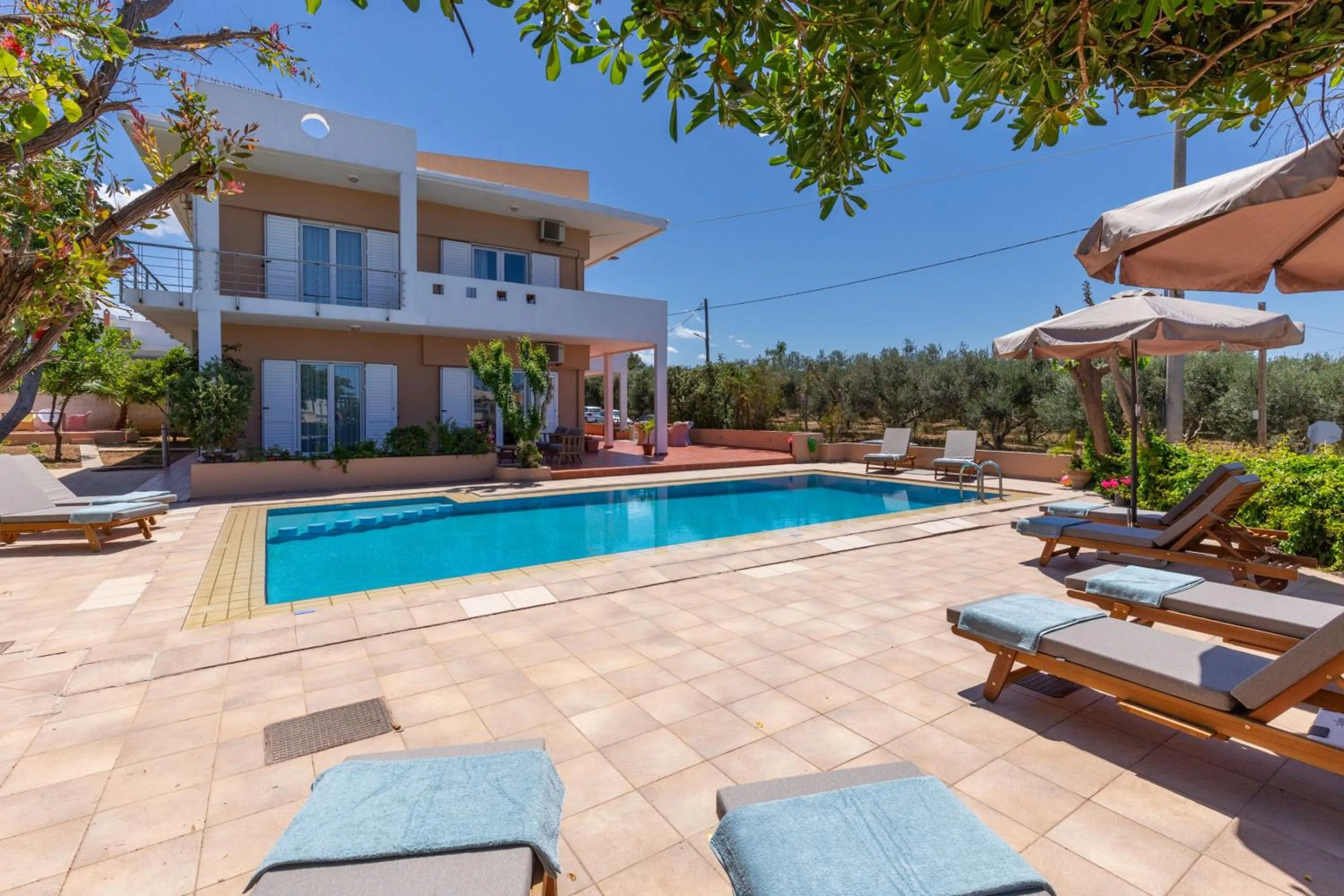 Property building in Villa Armonia Chania