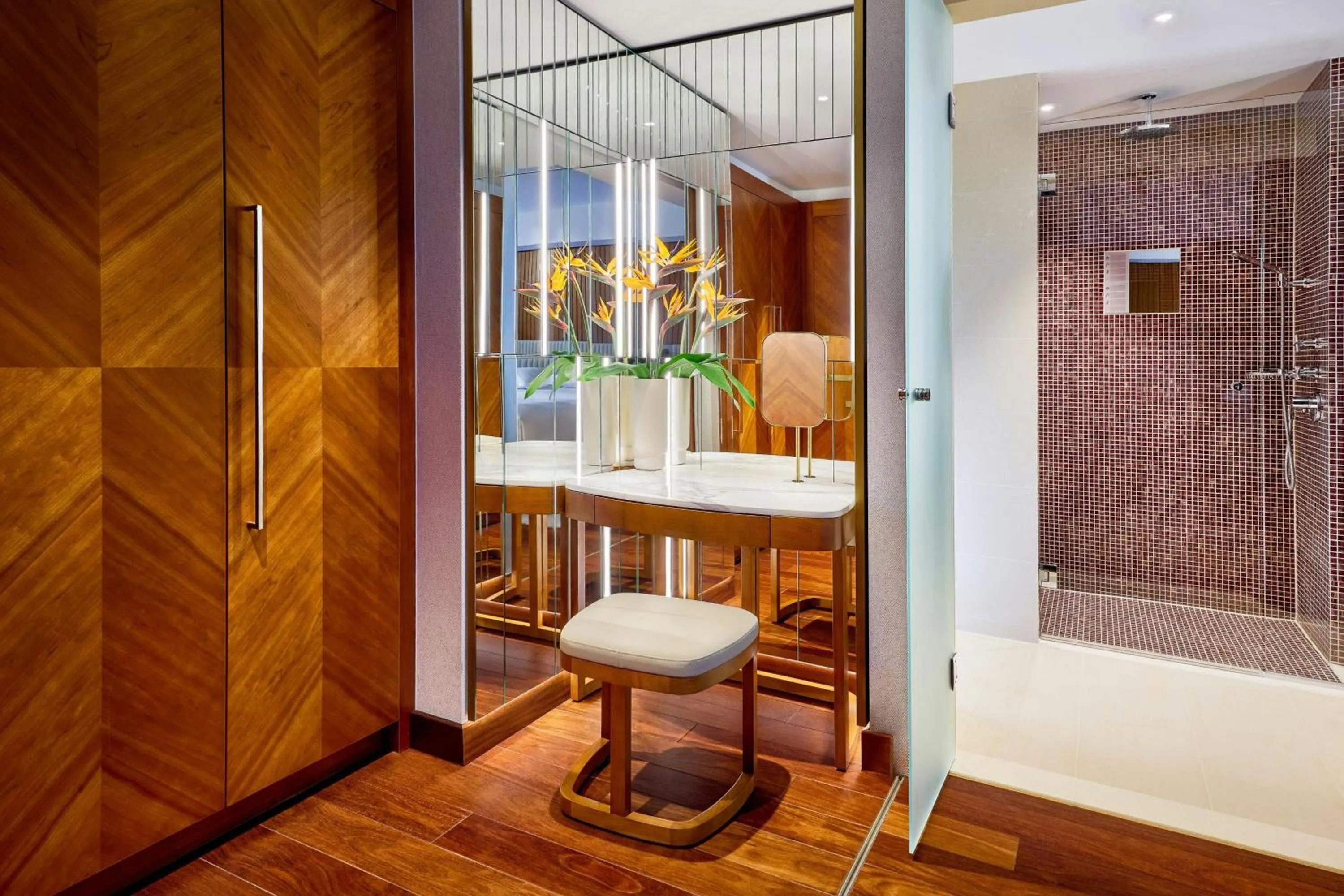 Photo of the whole room in JW Marriott Hotel Frankfurt