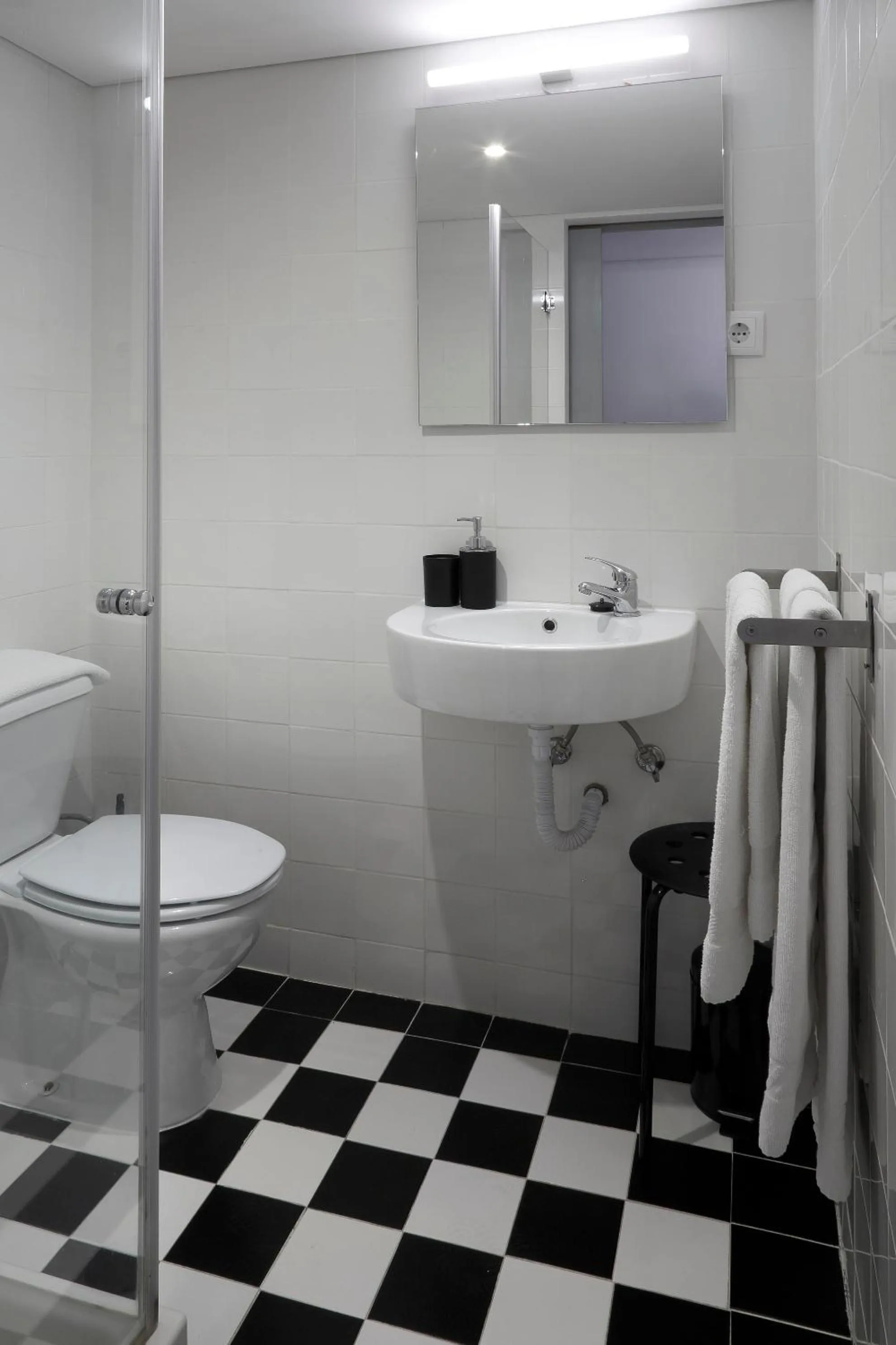 Shower in OportoHouse