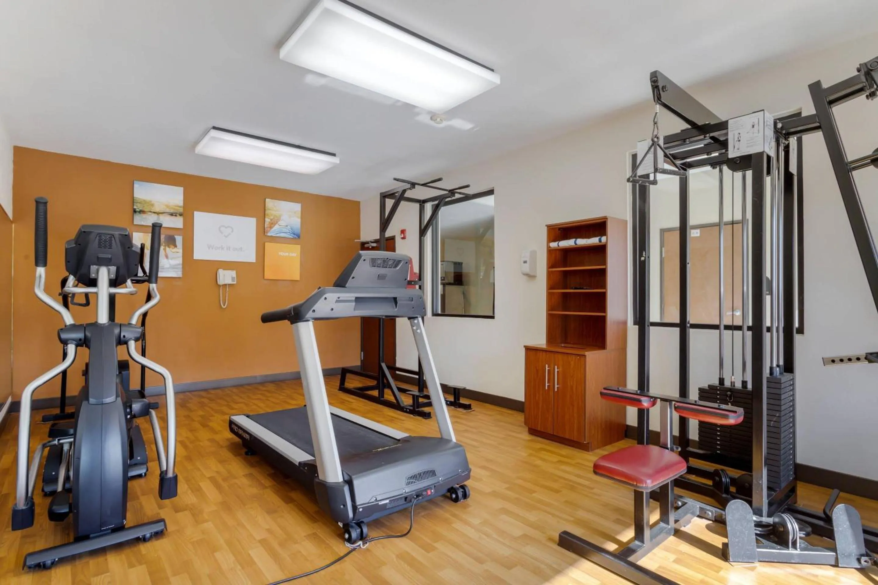 Fitness centre/facilities in Comfort Suites La Porte - Baytown