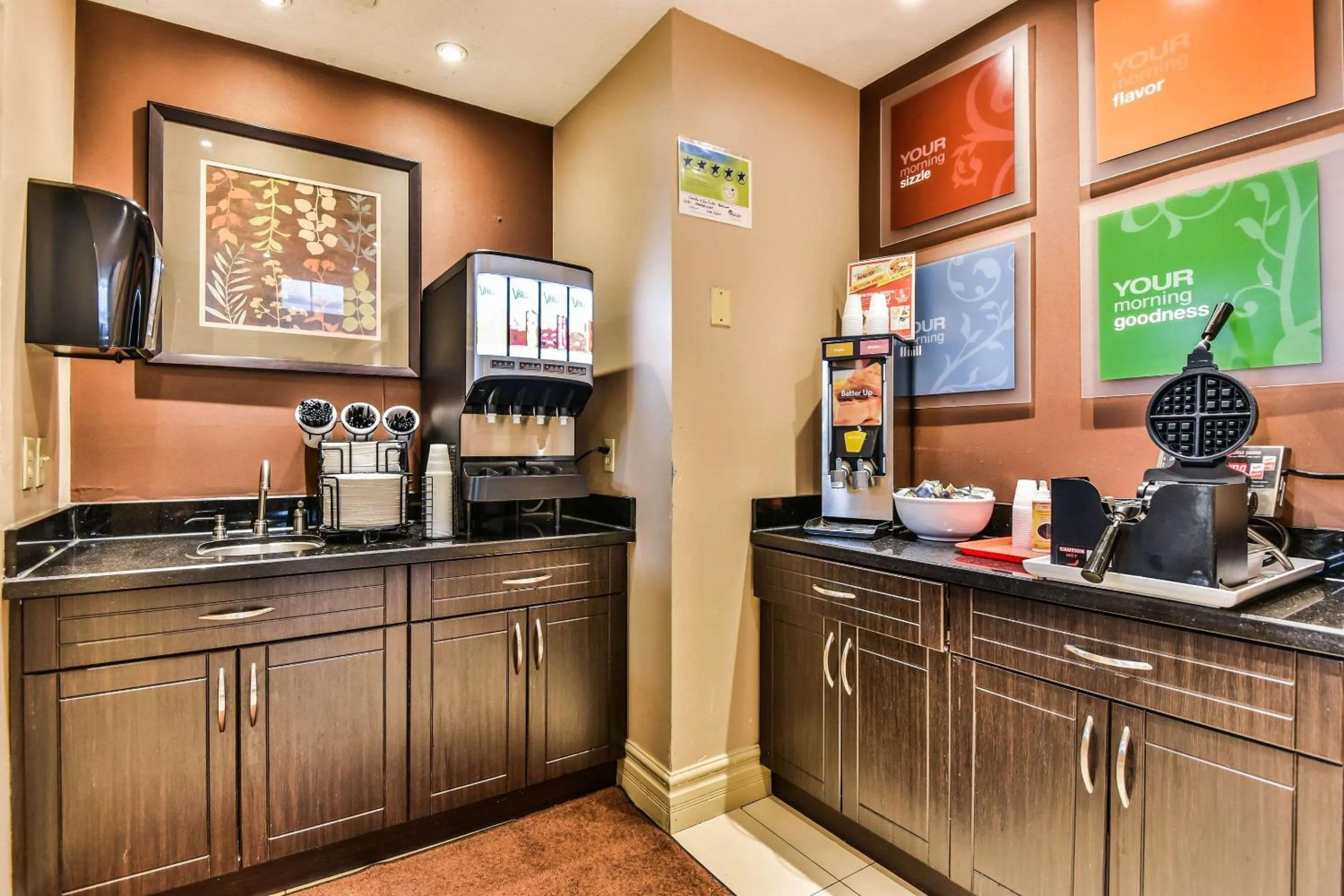 Breakfast in Comfort Inn & Suites Ambassador Bridge