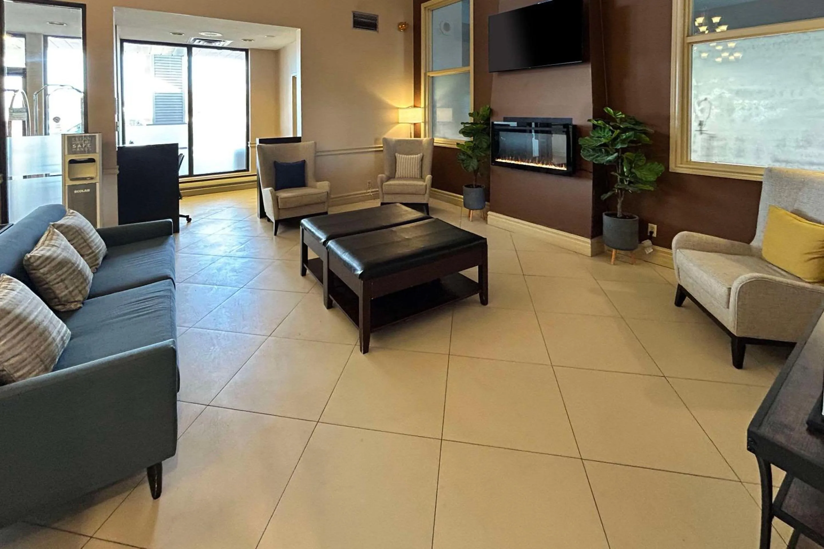 Lobby or reception in Comfort Inn & Suites Ambassador Bridge