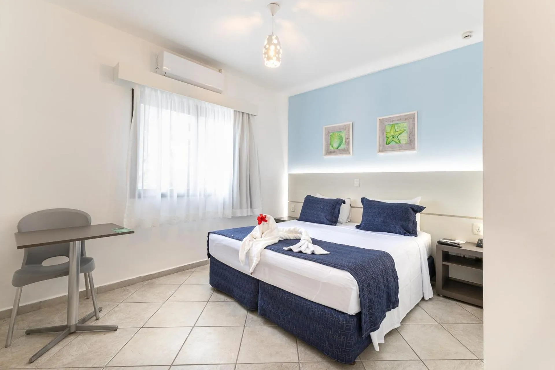 Bed in Hotel Ilhas da Grécia