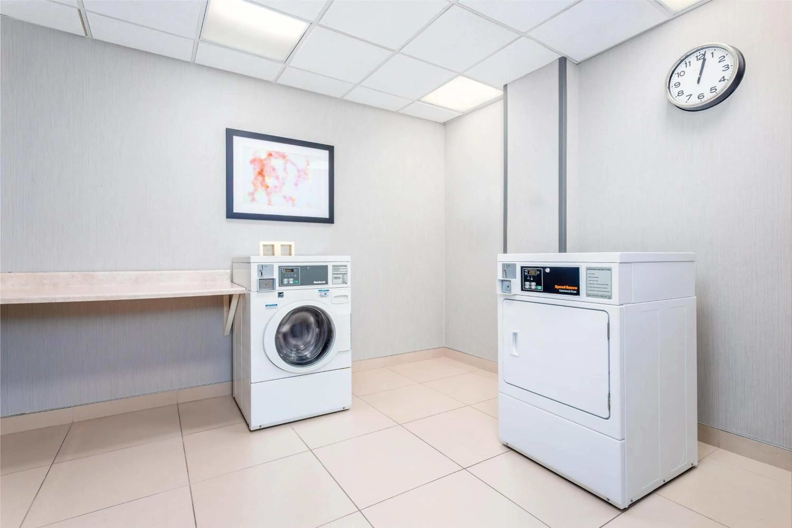 laundry in Hampton Inn Akron-South