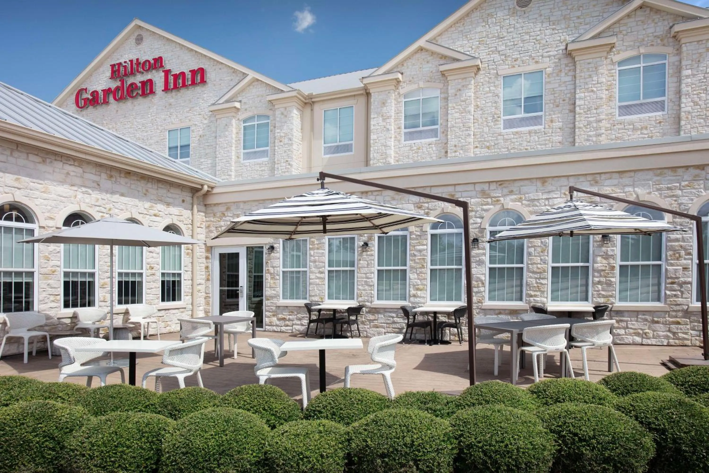 Patio in Hilton Garden Inn Granbury