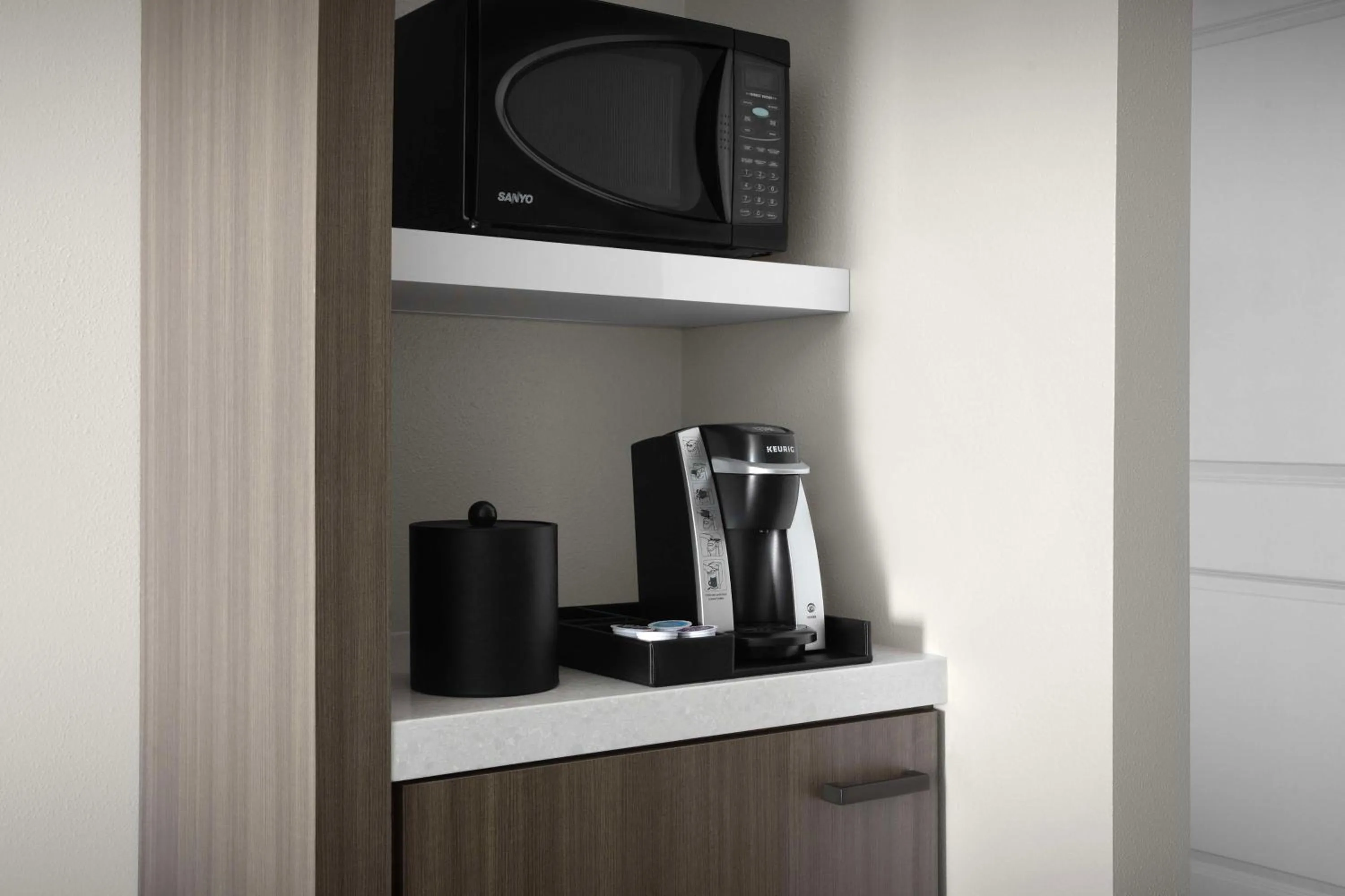 Photo of the whole room in Hilton Garden Inn Granbury