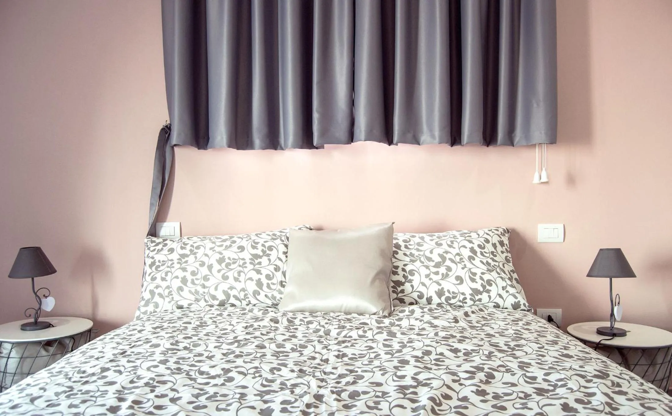 Bed in "Panoramic Terrazza - Napoli"