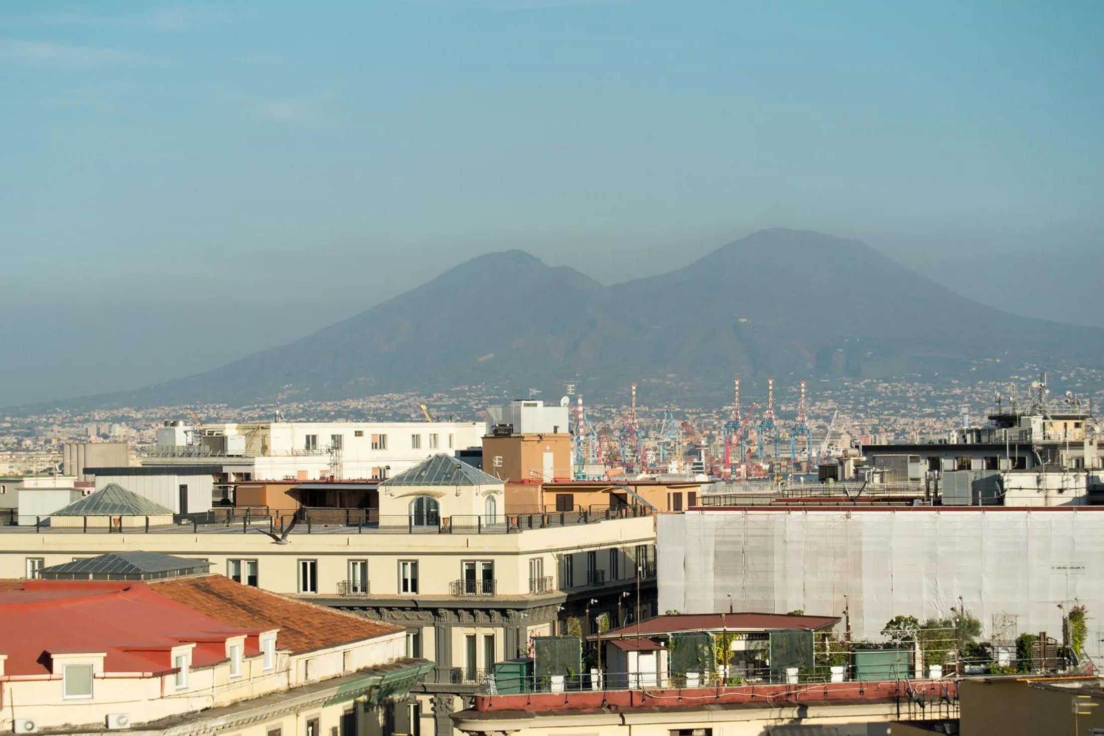 City view in "Panoramic Terrazza - Napoli"
