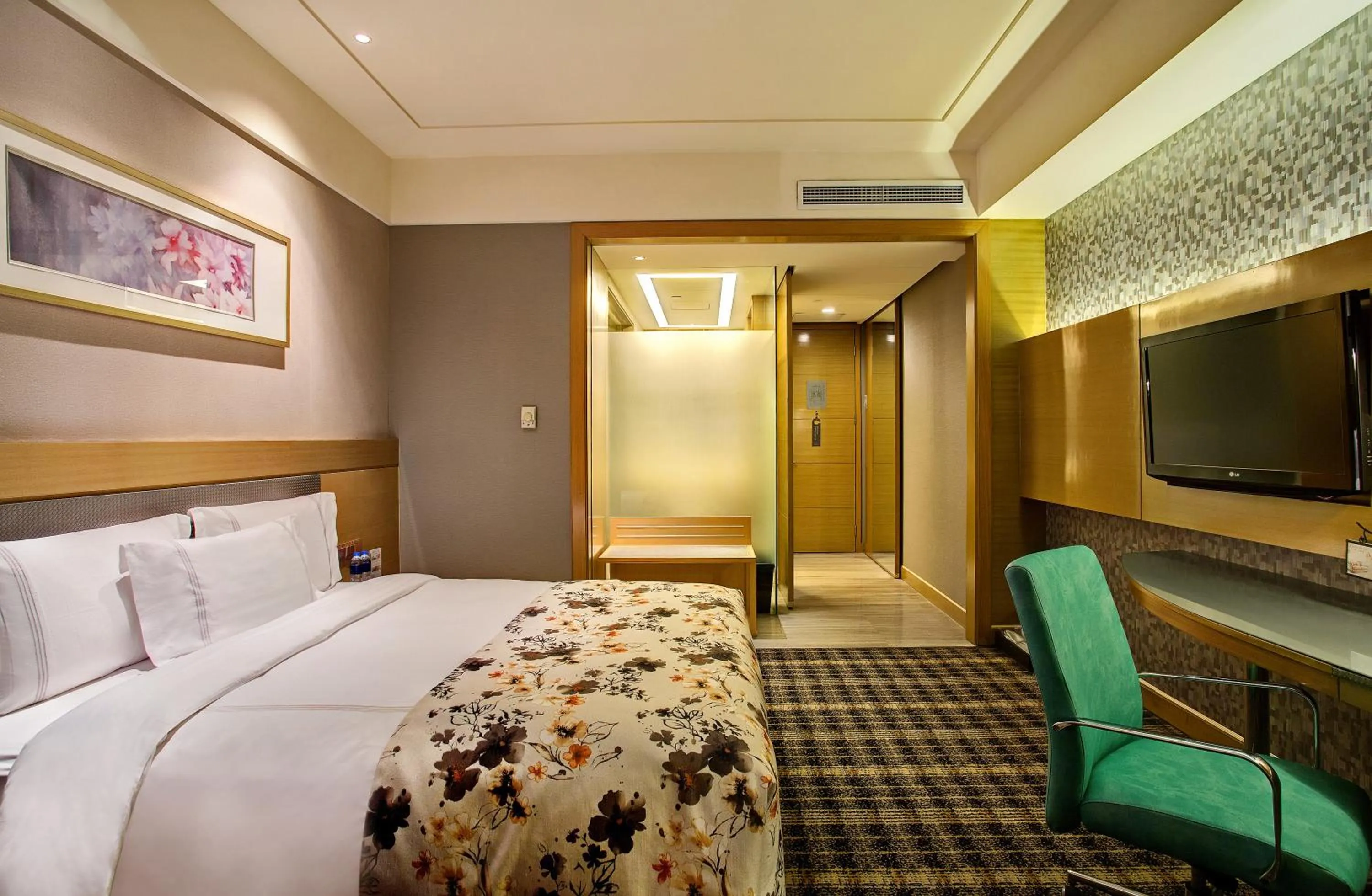 Bed in Grand Skylight International Hotel Nanchang Ganjiang North Road