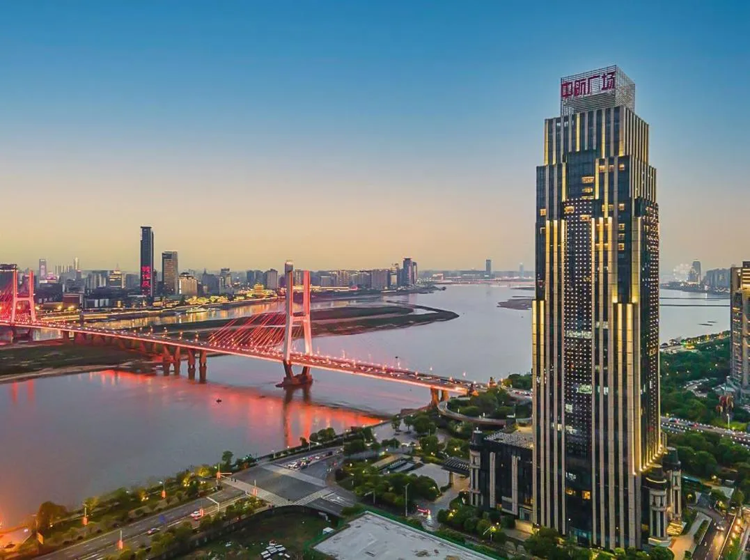 Grand Skylight International Hotel Nanchang Ganjiang North Road