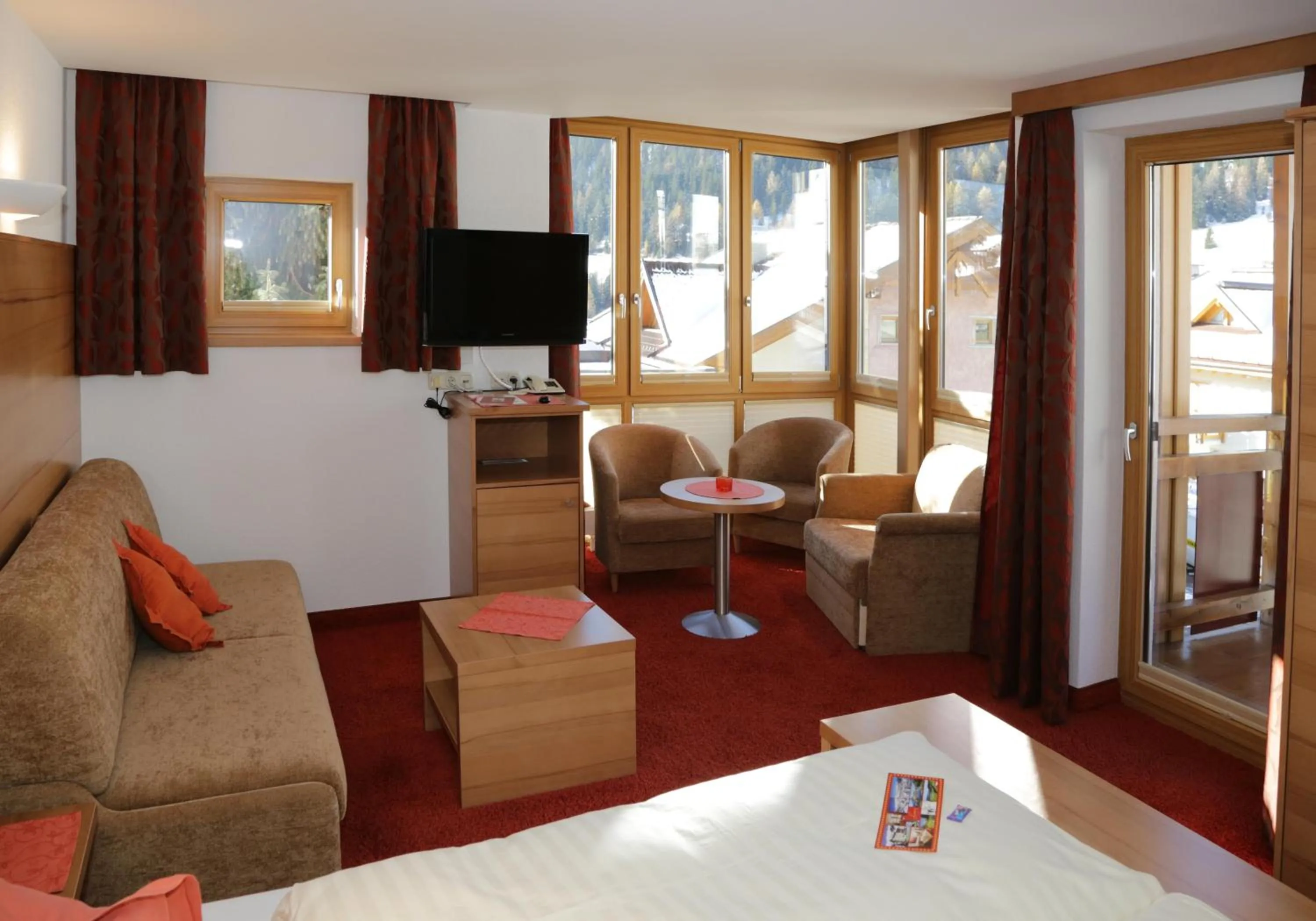 Day in Hotel Garni Lawens