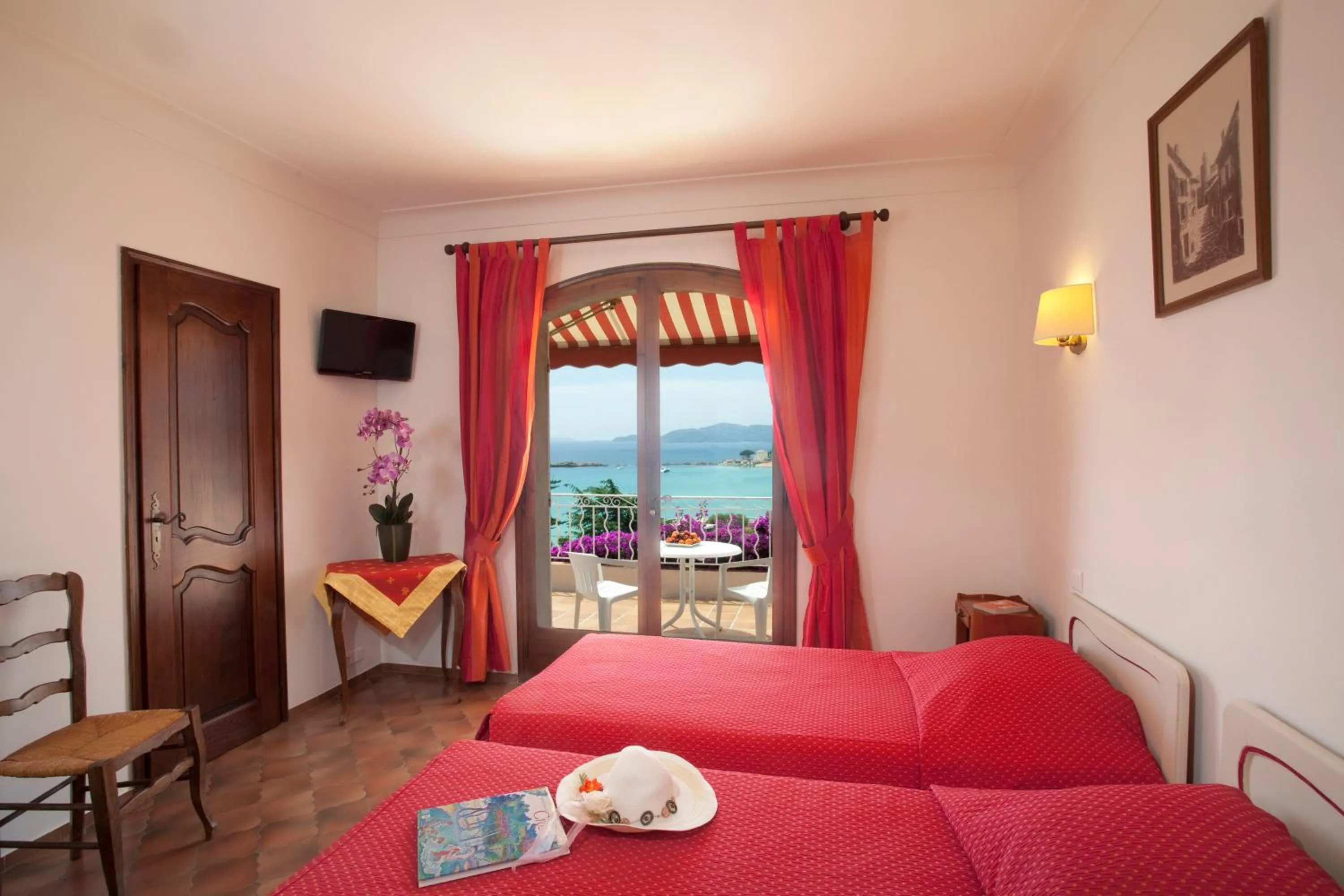 Bedroom in Hotel Belle Vue