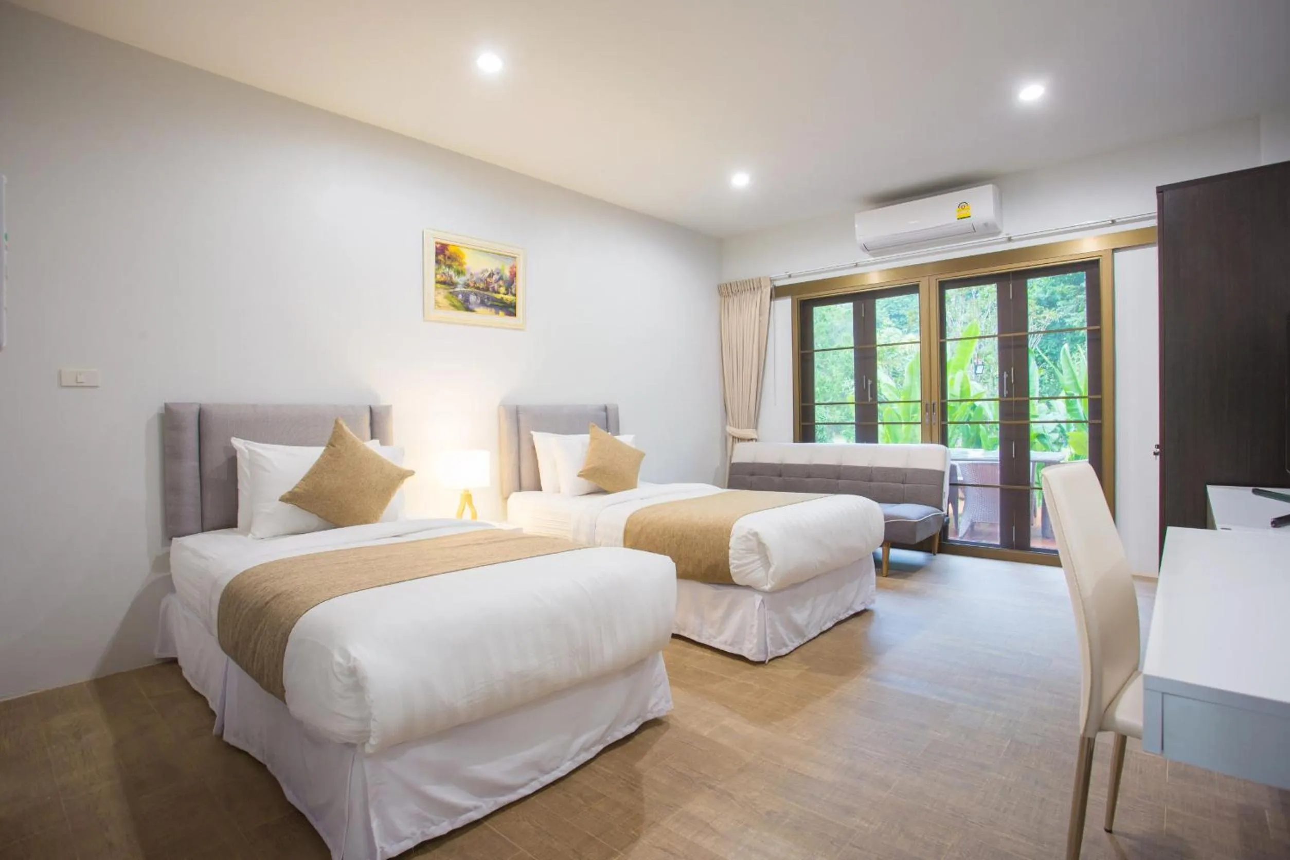 Bed in Arantarakiri Resort Khao Yai