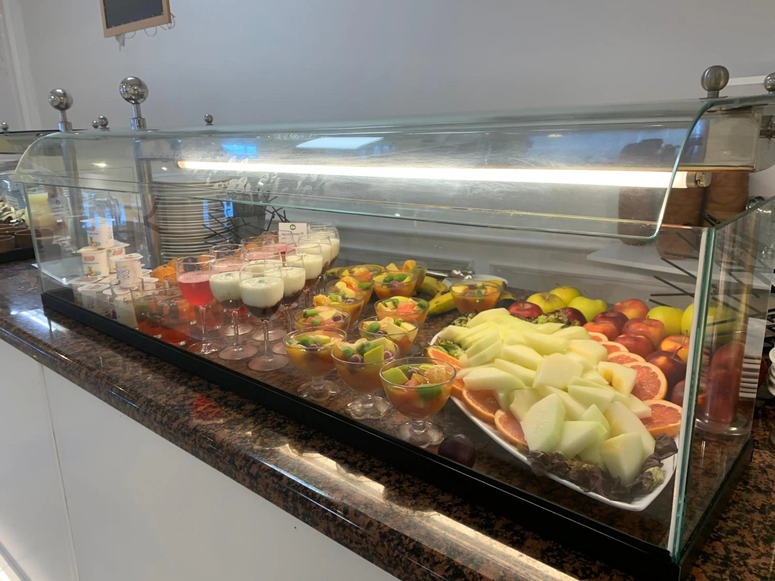 Food in Aparthotel Los Dragos del Sur