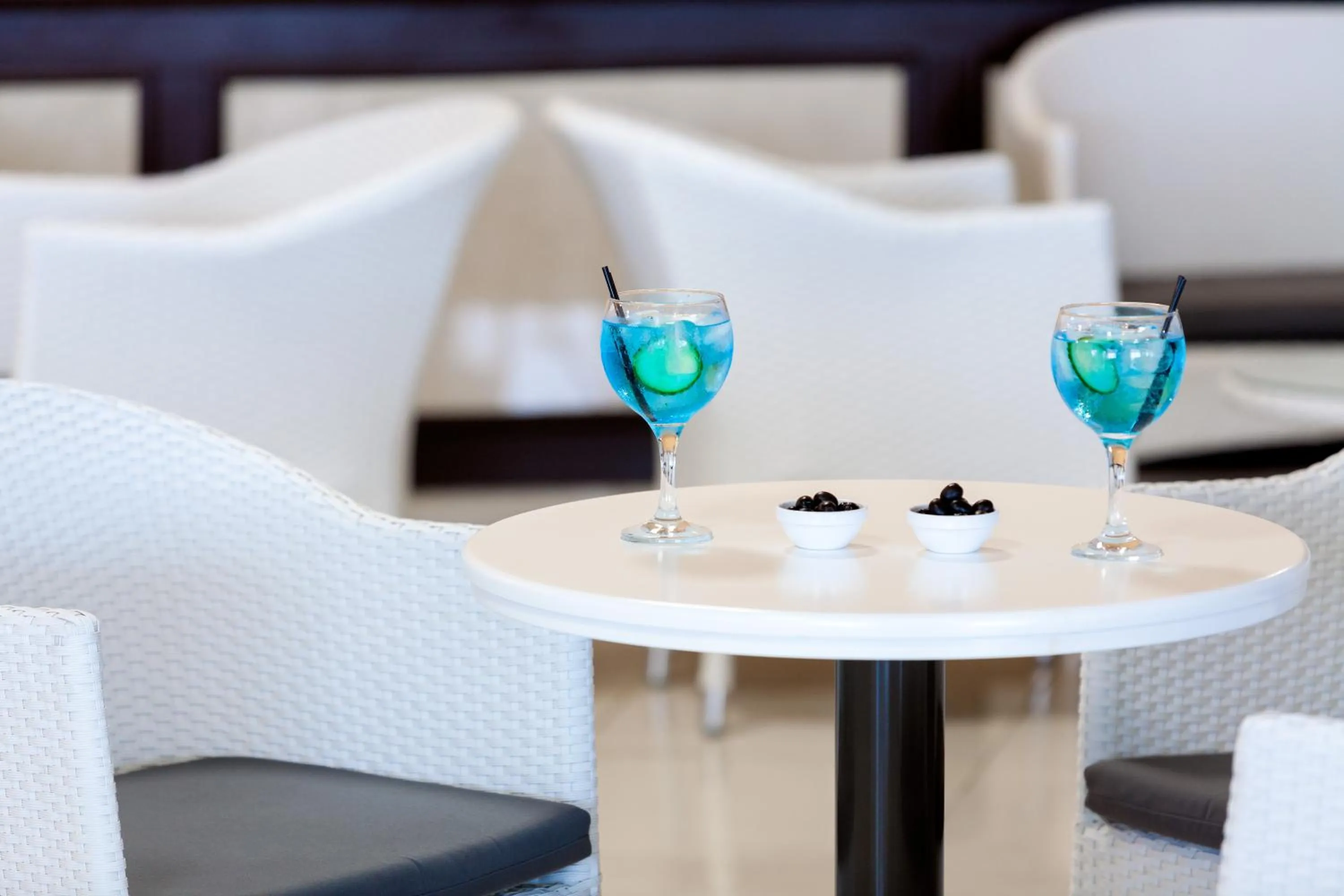 Drinks in Aparthotel Los Dragos del Sur