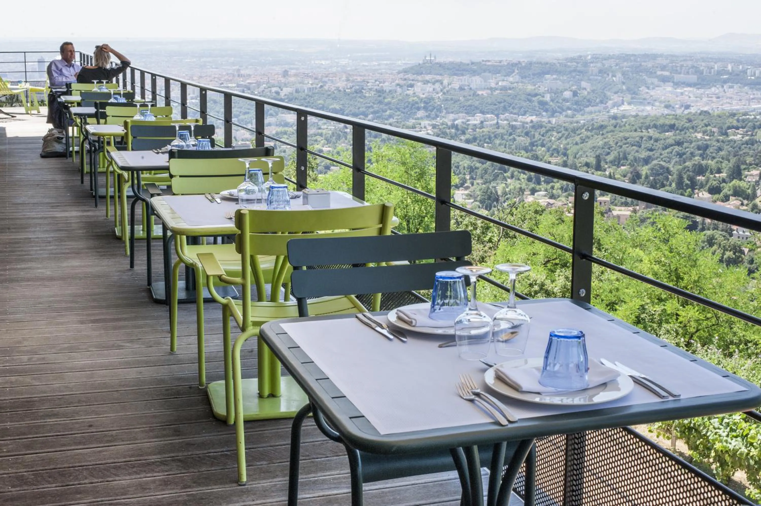 Restaurant/places to eat in L'Ermitage Hôtel Cuisine-À-Manger