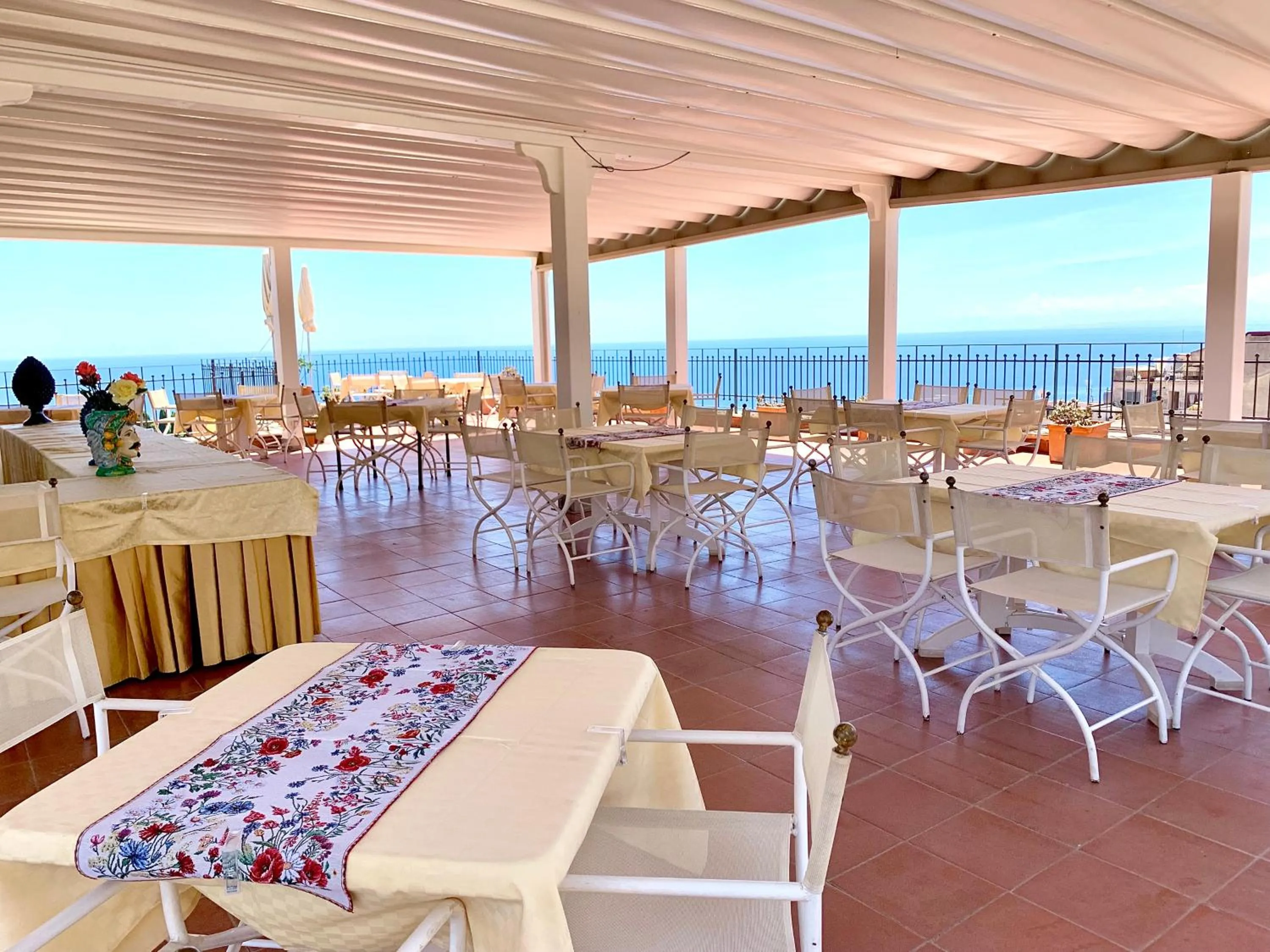 Balcony/Terrace in Hotel Isabella