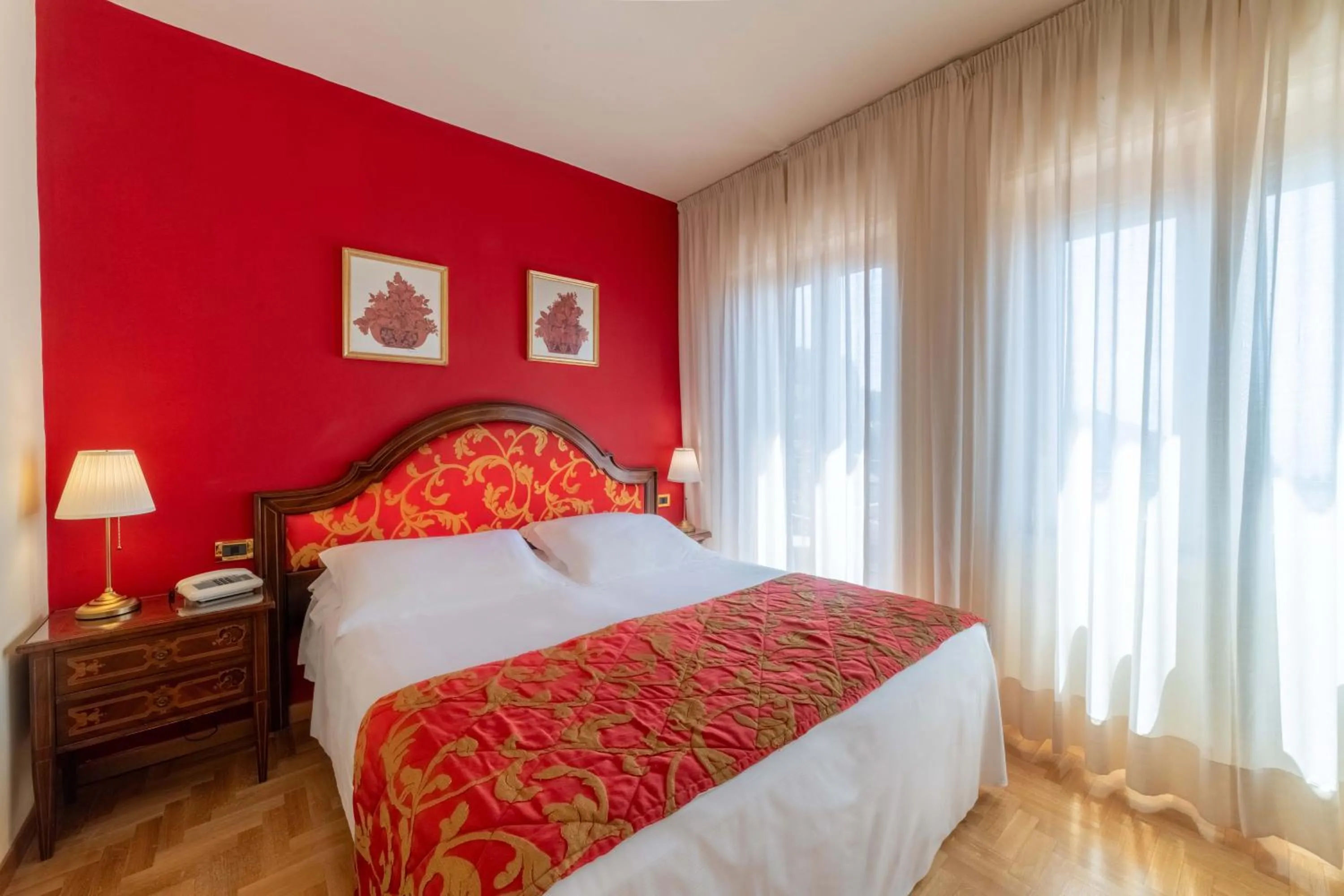 Bedroom, Bed in Hotel Isabella