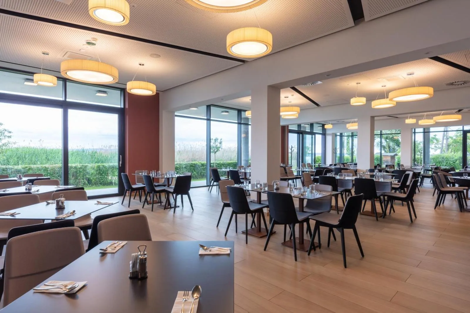 Restaurant/places to eat in Hotel OTP Balatonszemes