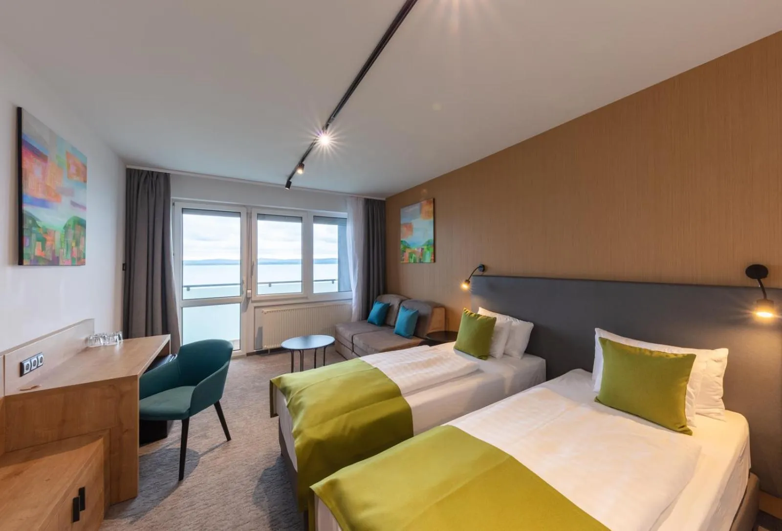 Photo of the whole room, Bed in Hotel OTP Balatonszemes