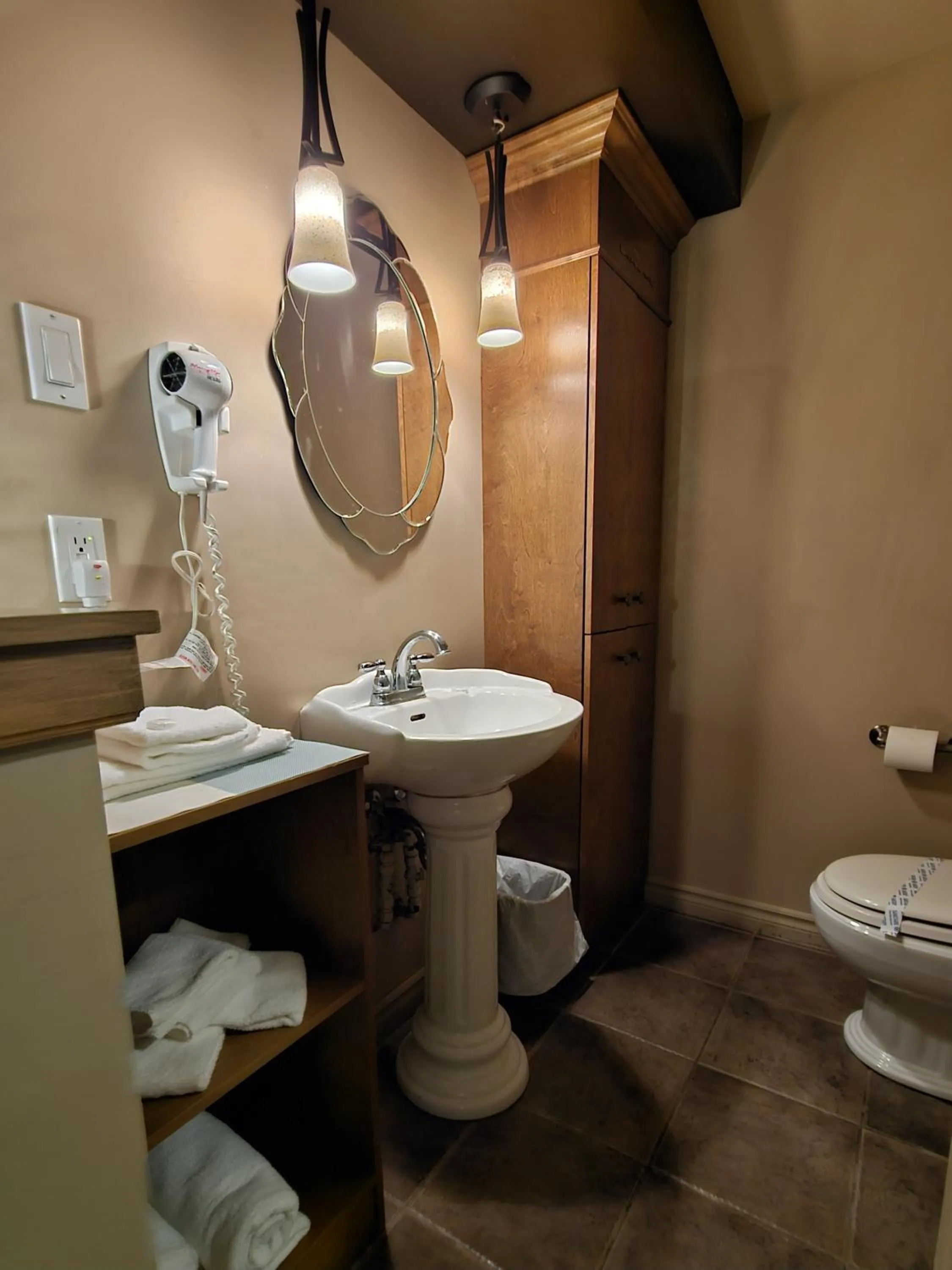 Hotel-Motel Drummond