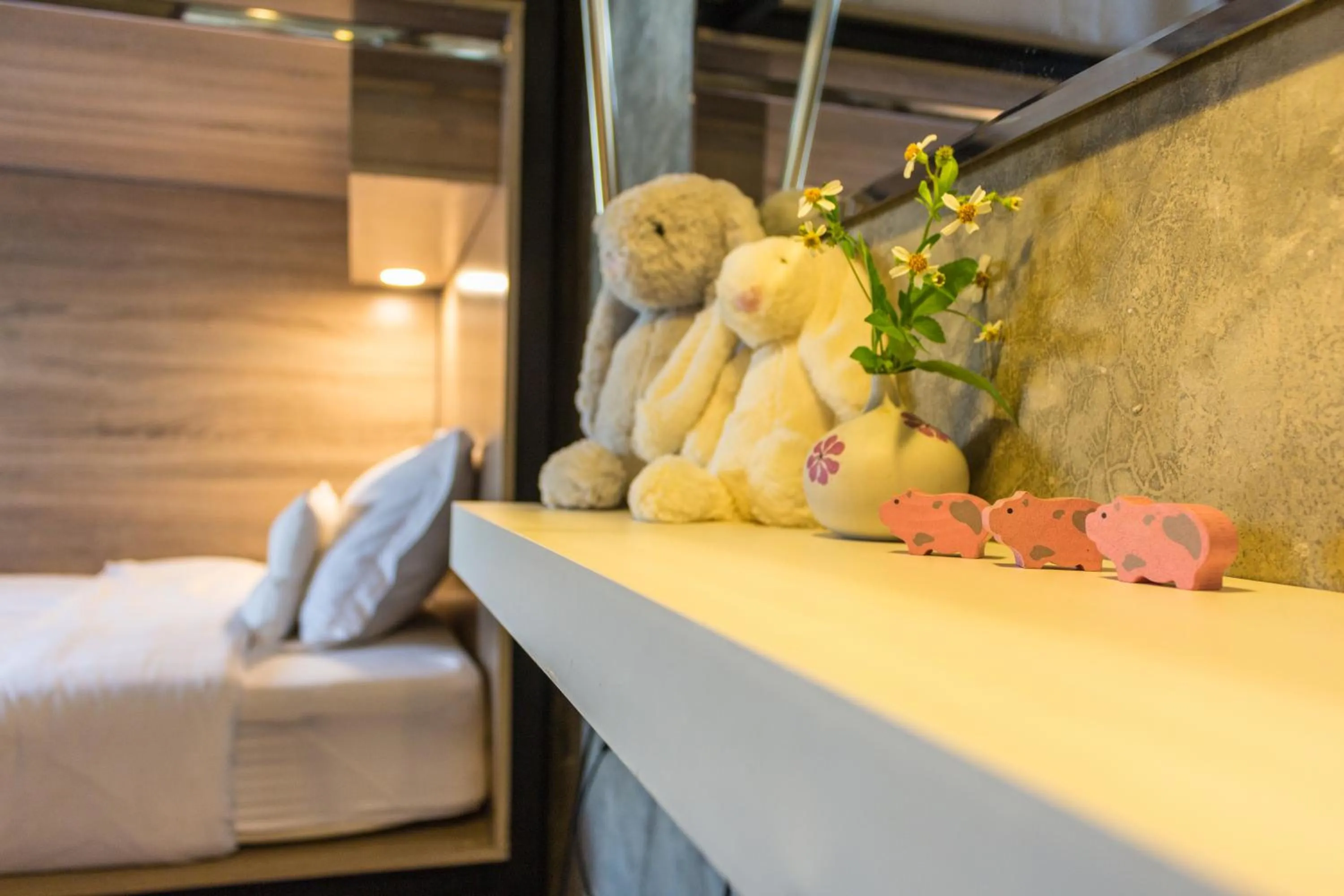 Bed in To Bed Poshtel