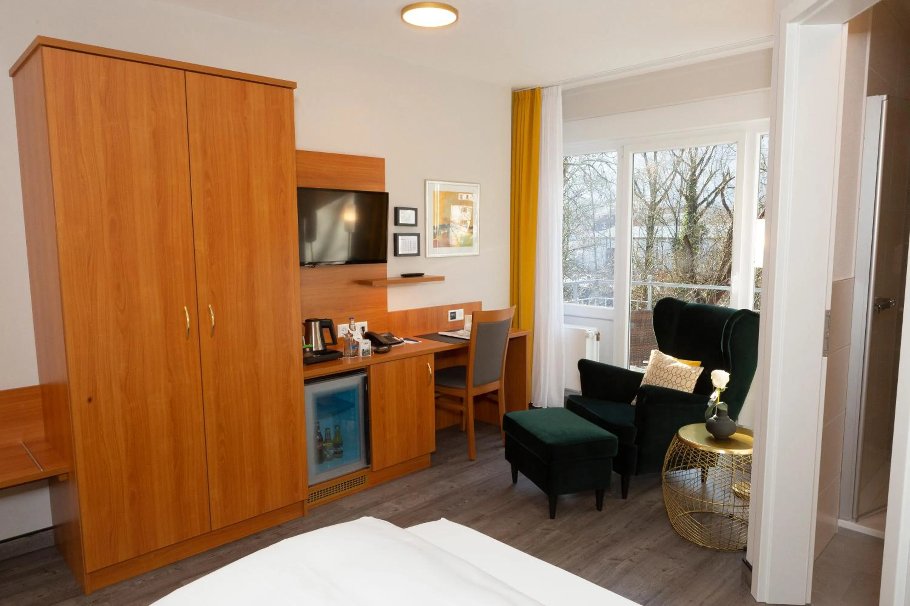 Photo of the whole room, Bed in Hotel Alexa